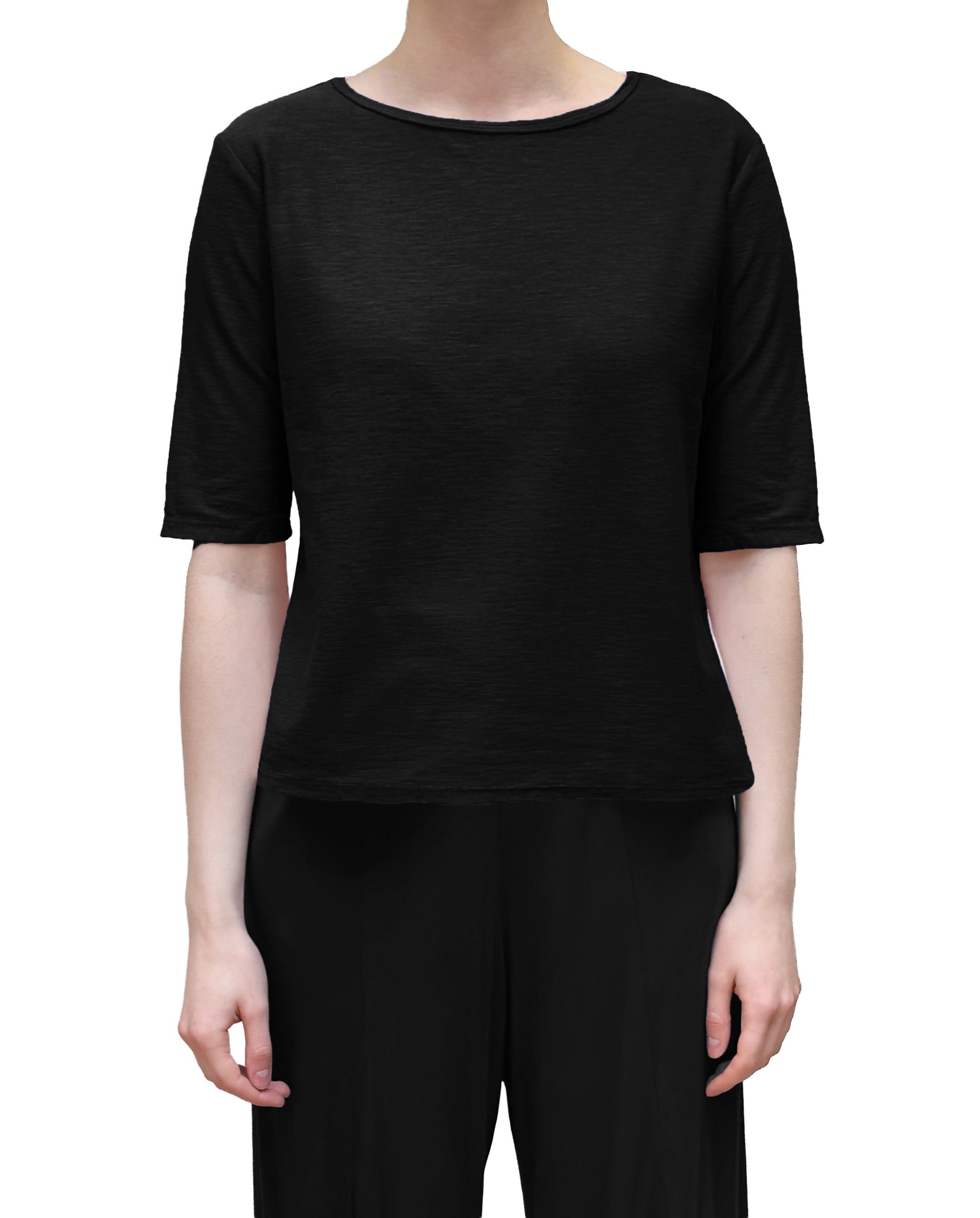 MOTION Relaxed Half Sleeve Tee in Black