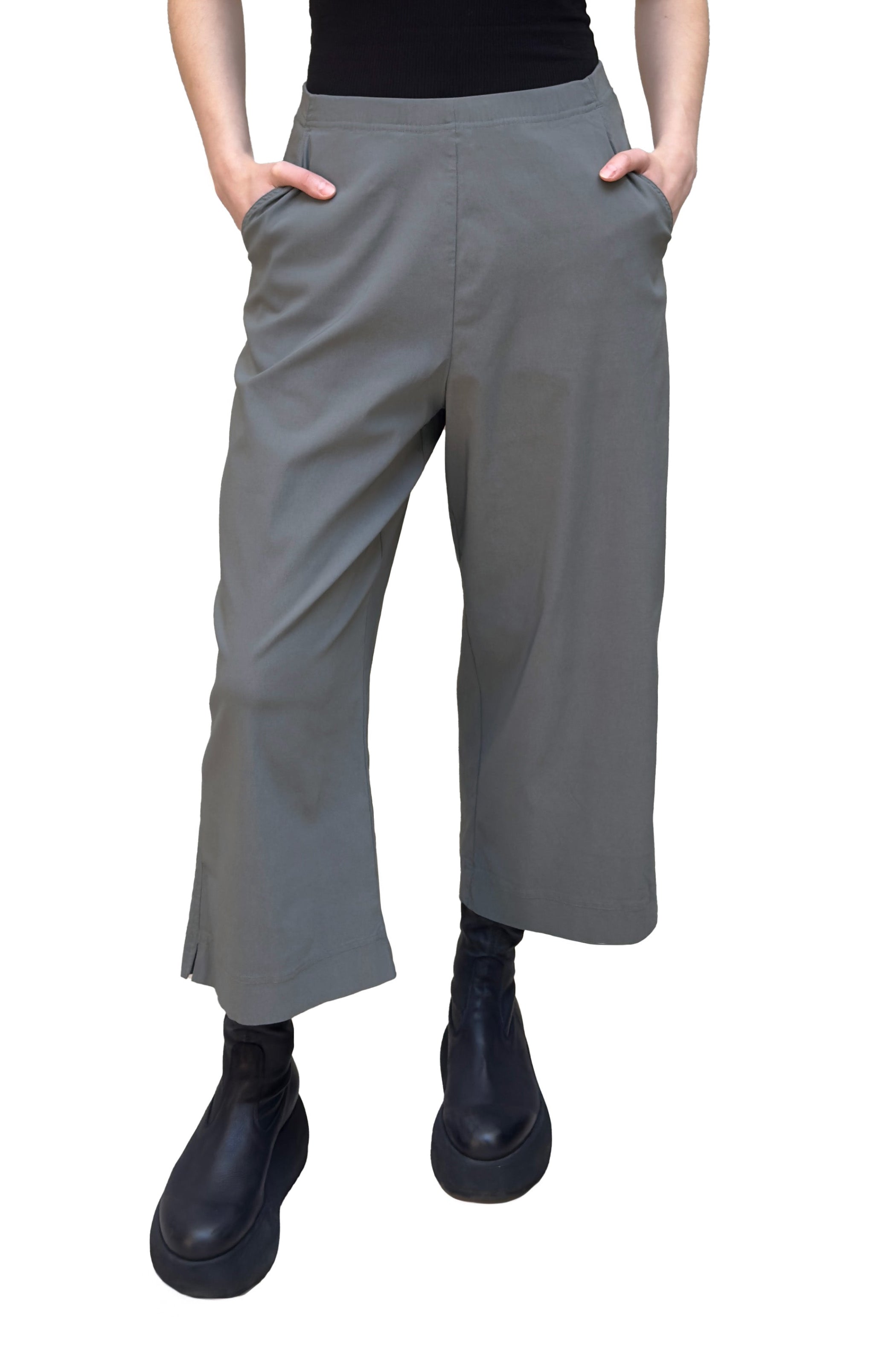 RUNDHOLZ BLACK LABEL Wide Leg Pant in Black