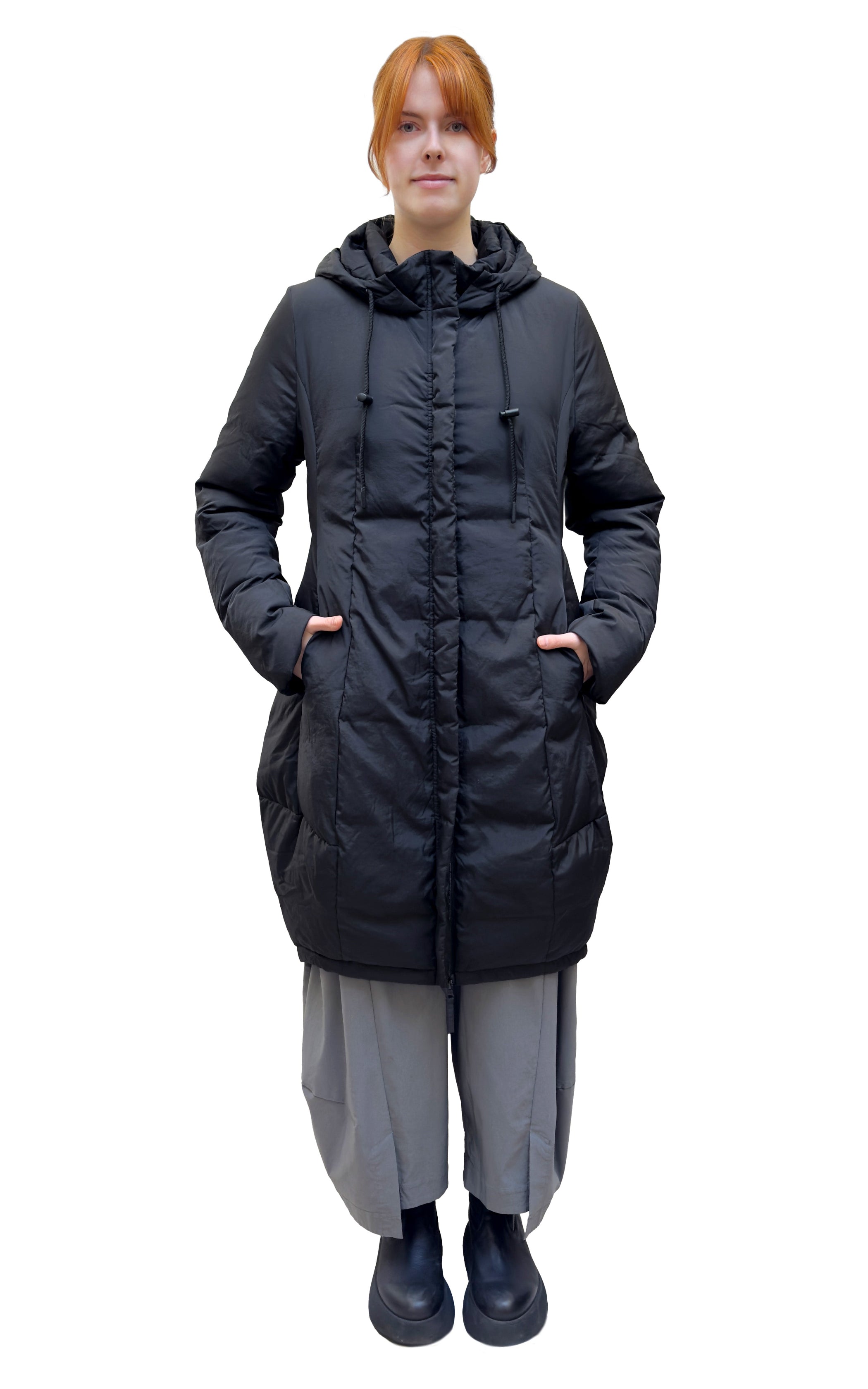 RUNDHOLZ BLACK LABEL Hooded Bubble Down Coat in Black