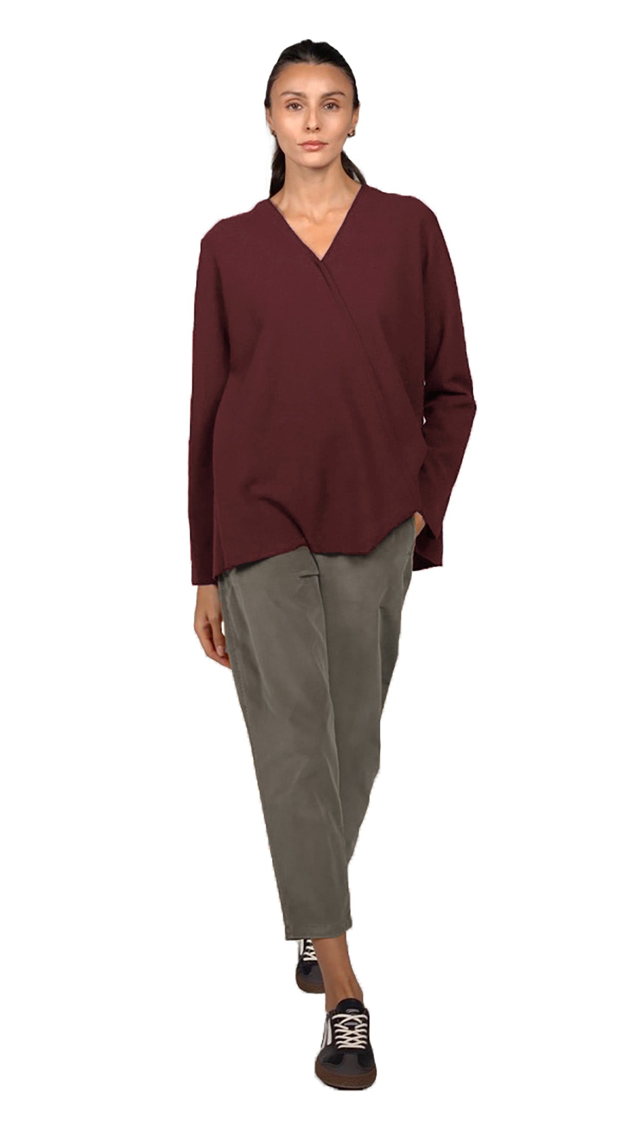 ELEMENTE CLEMENTE Boiled Wool V Neck Pullover in Garnet
