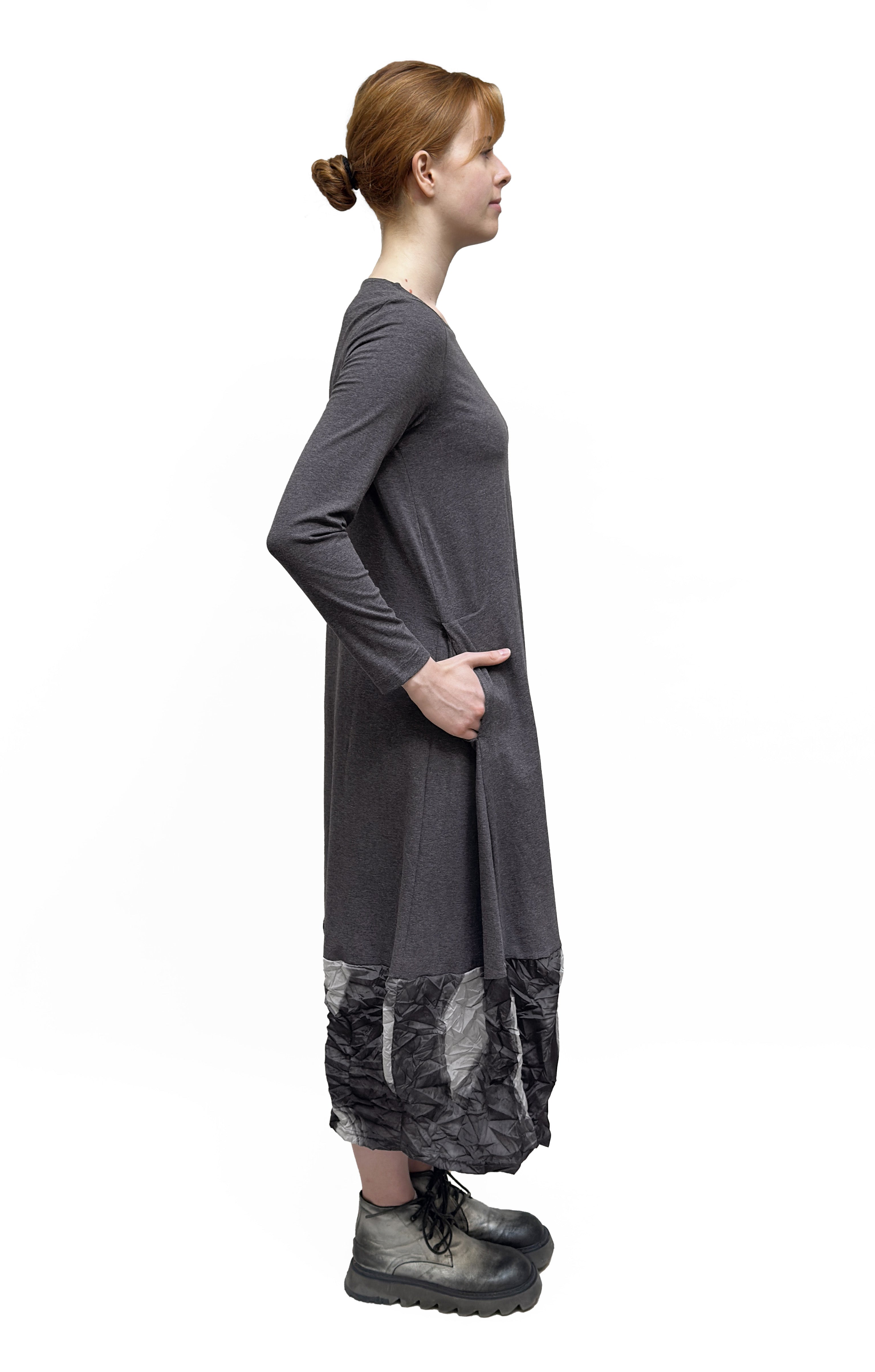 MAMA B Long Jersey Knit and Taffeta Dress with Anthracite Print