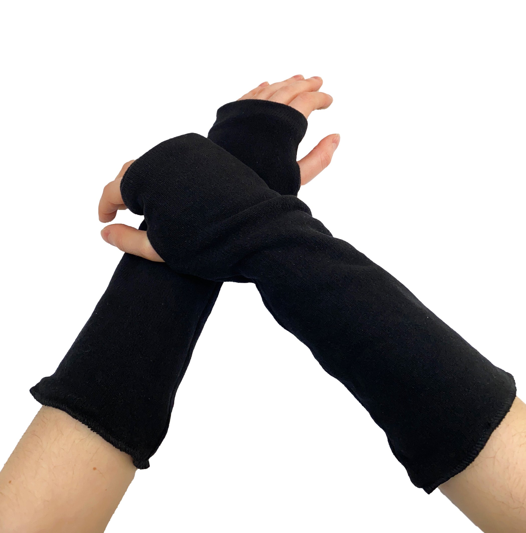MAMA B Long Cozy Knit Arm Warmers in Black