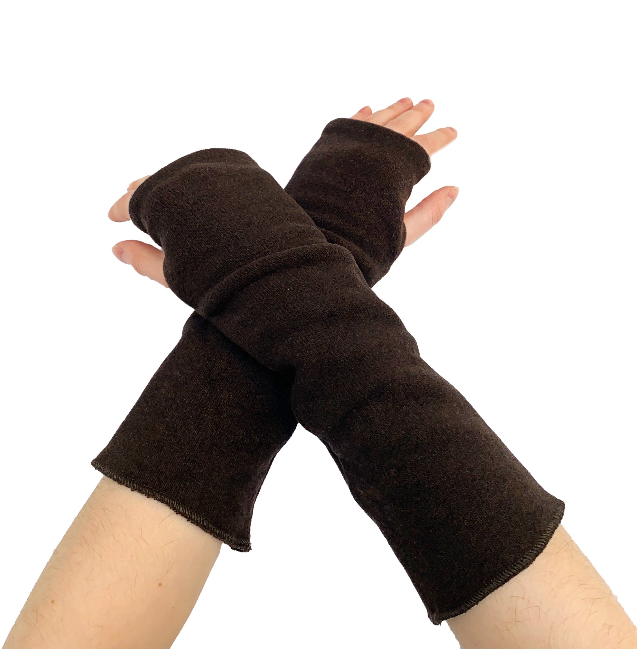 MAMA B Long Cozy Knit Arm Warmers in Umber