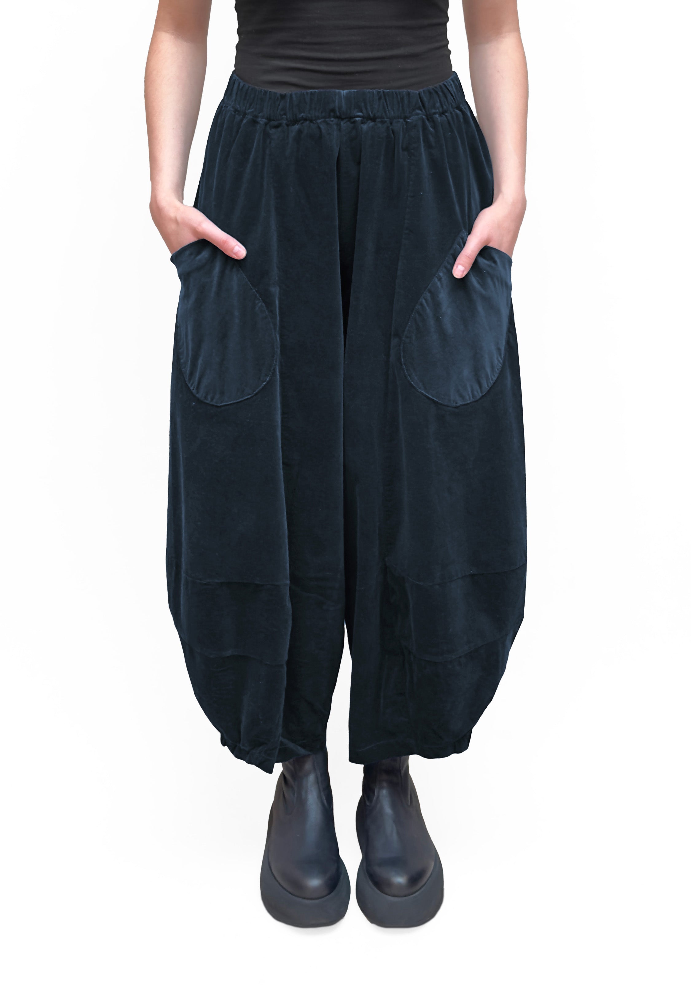 MAMA B Corduroy Bubble Pant in Night