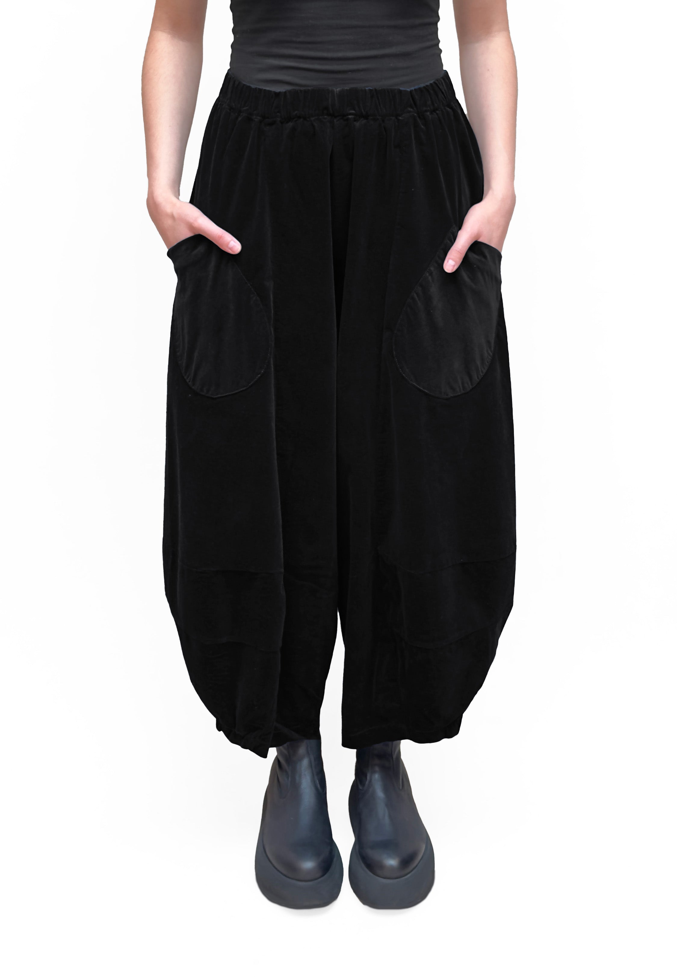 MAMA B Corduroy Bubble Pant in Black