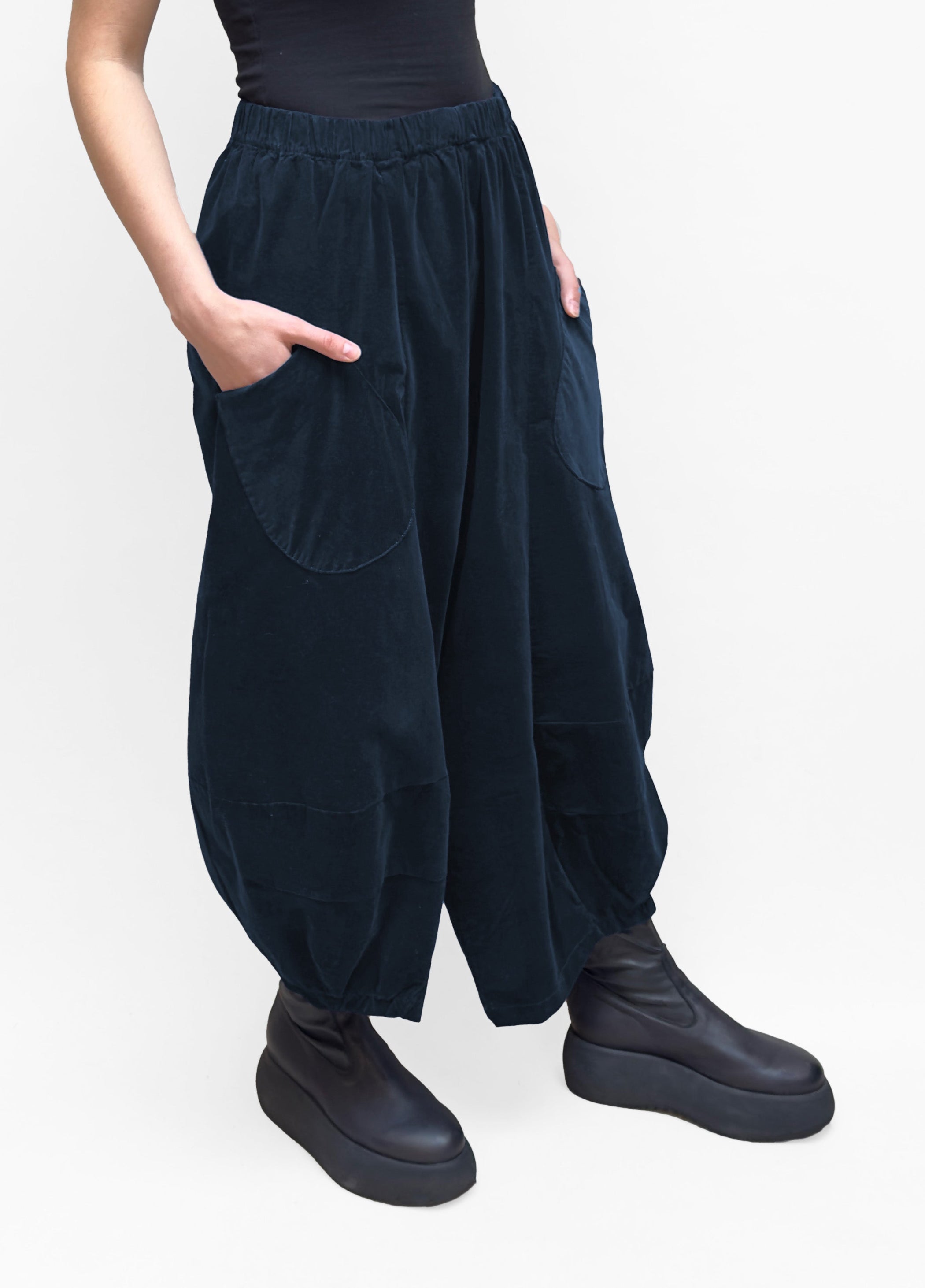 MAMA B Corduroy Bubble Pant in Black