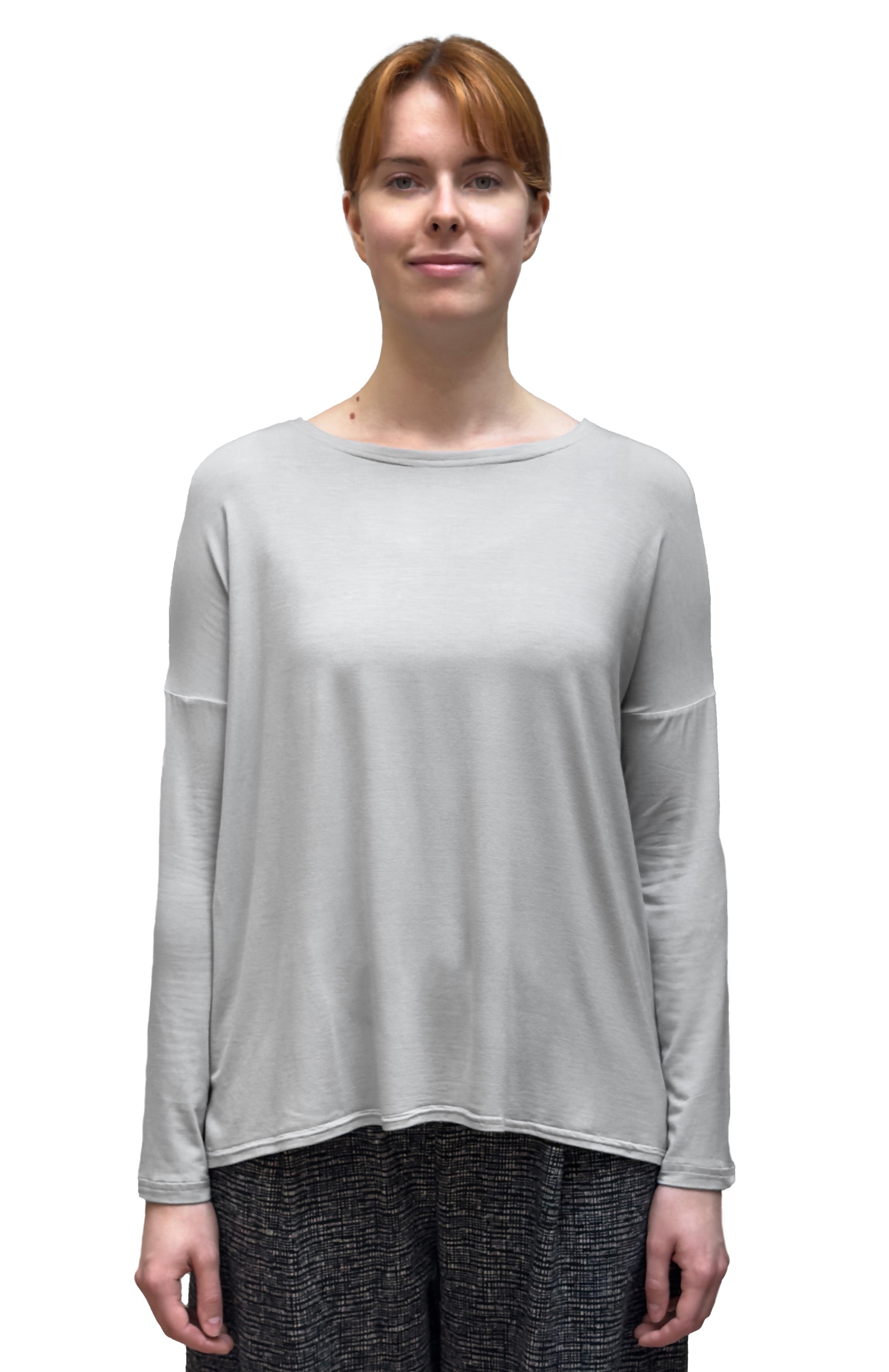 MAMA B Hi Low Tee in Fog