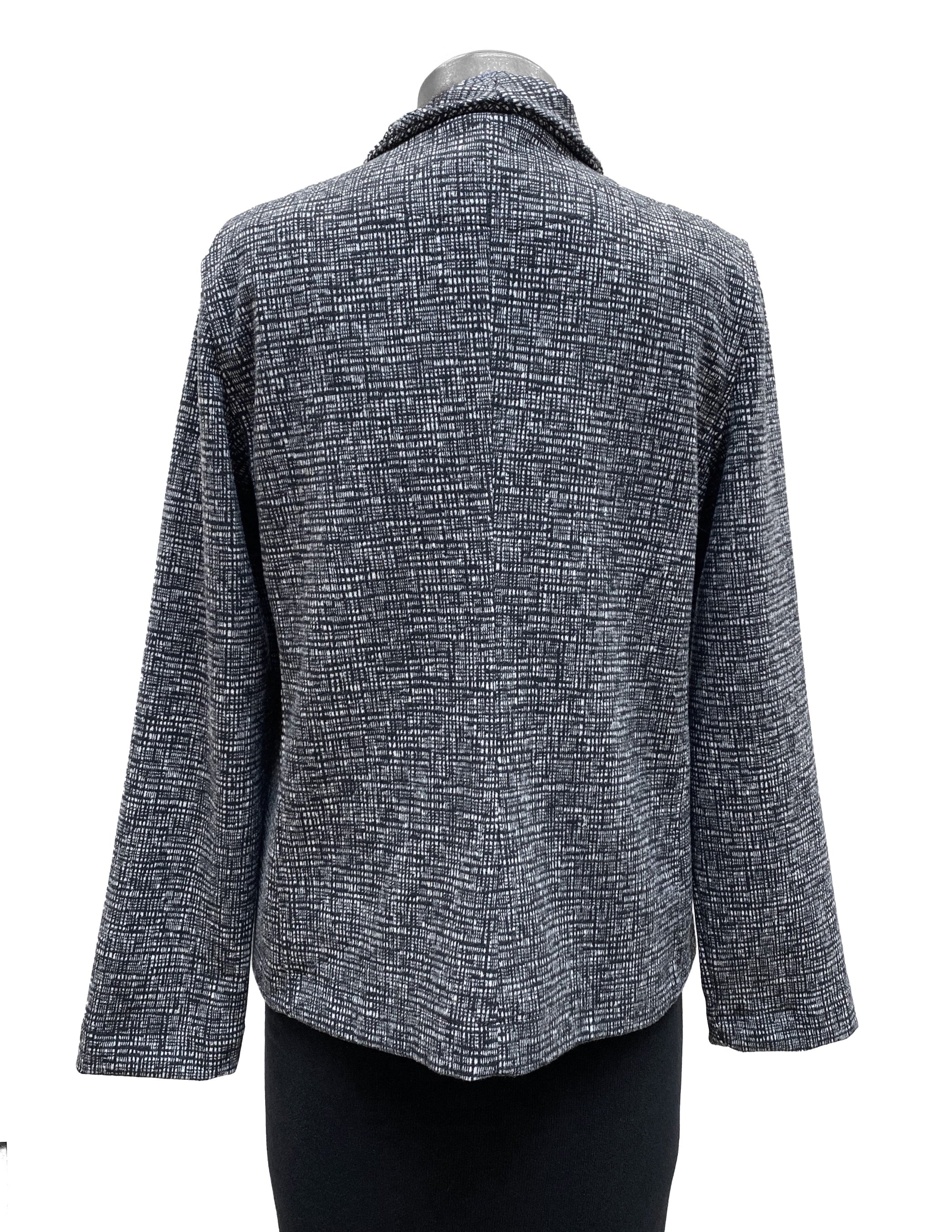 Mama B Cozy Jacquard Notched Collar Jacket in Black Print