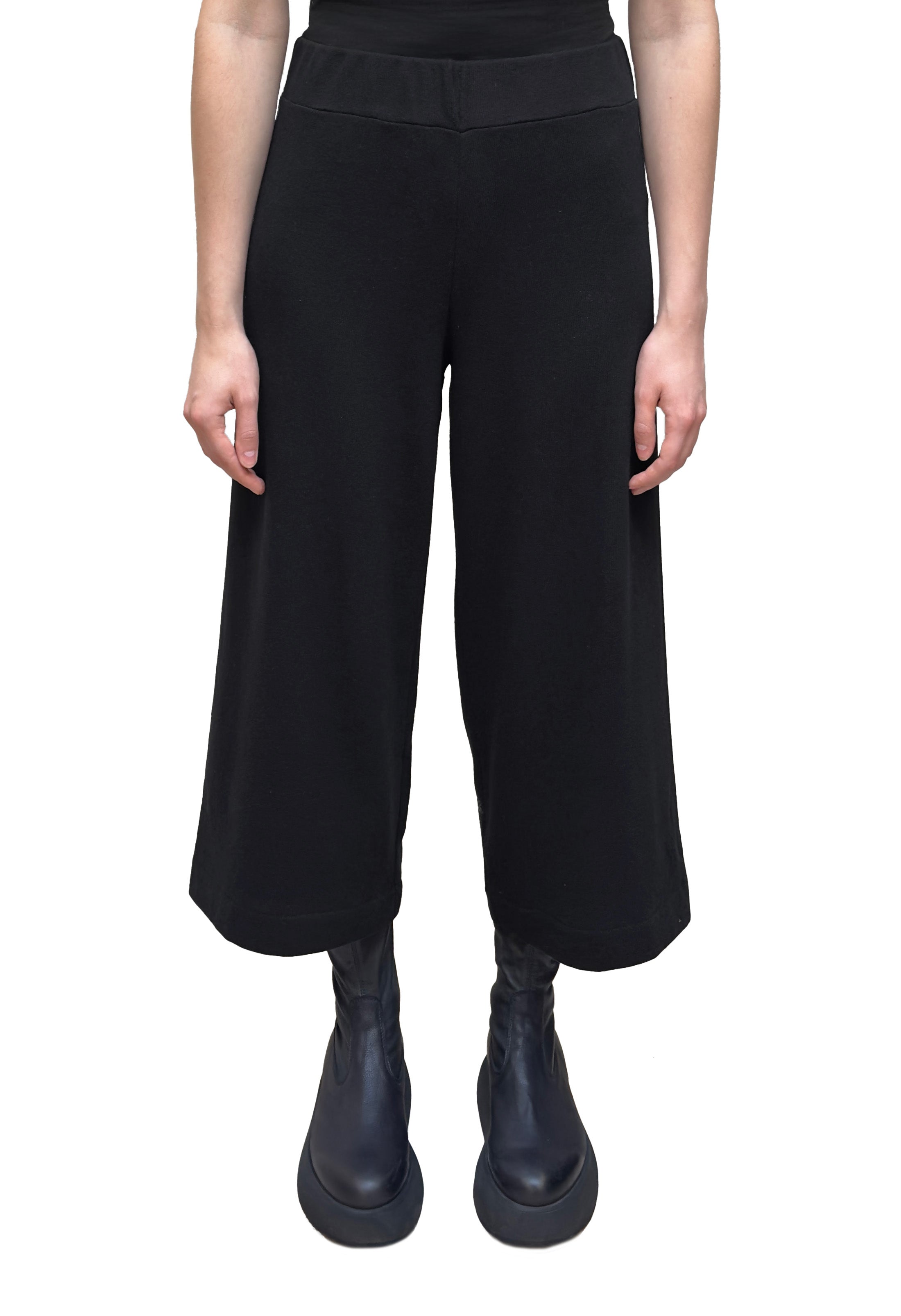 MAMA B Cropped Jacquard Wide Leg Pant in Black