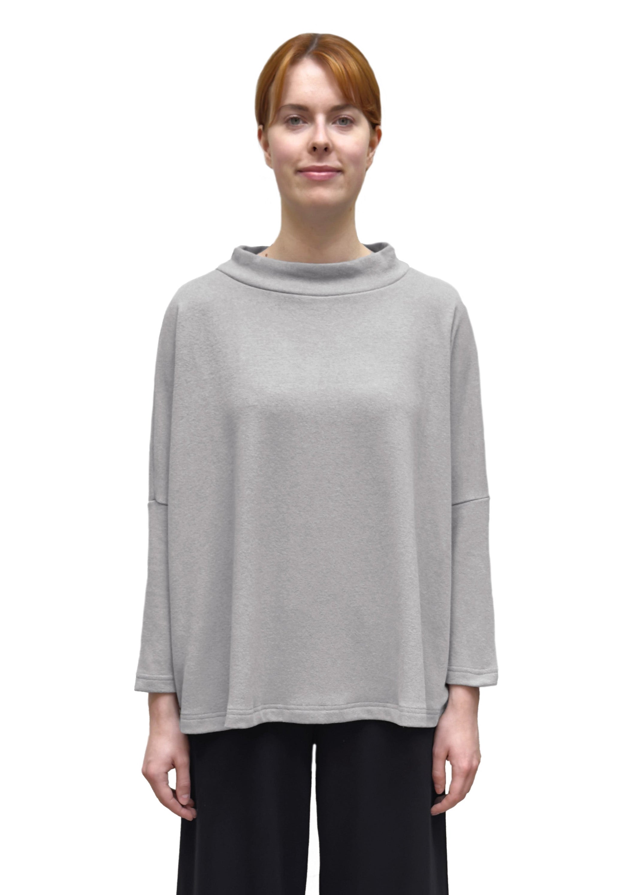 MAMA B Cozy Knit Mock Neck Onesize Pullover in Fog