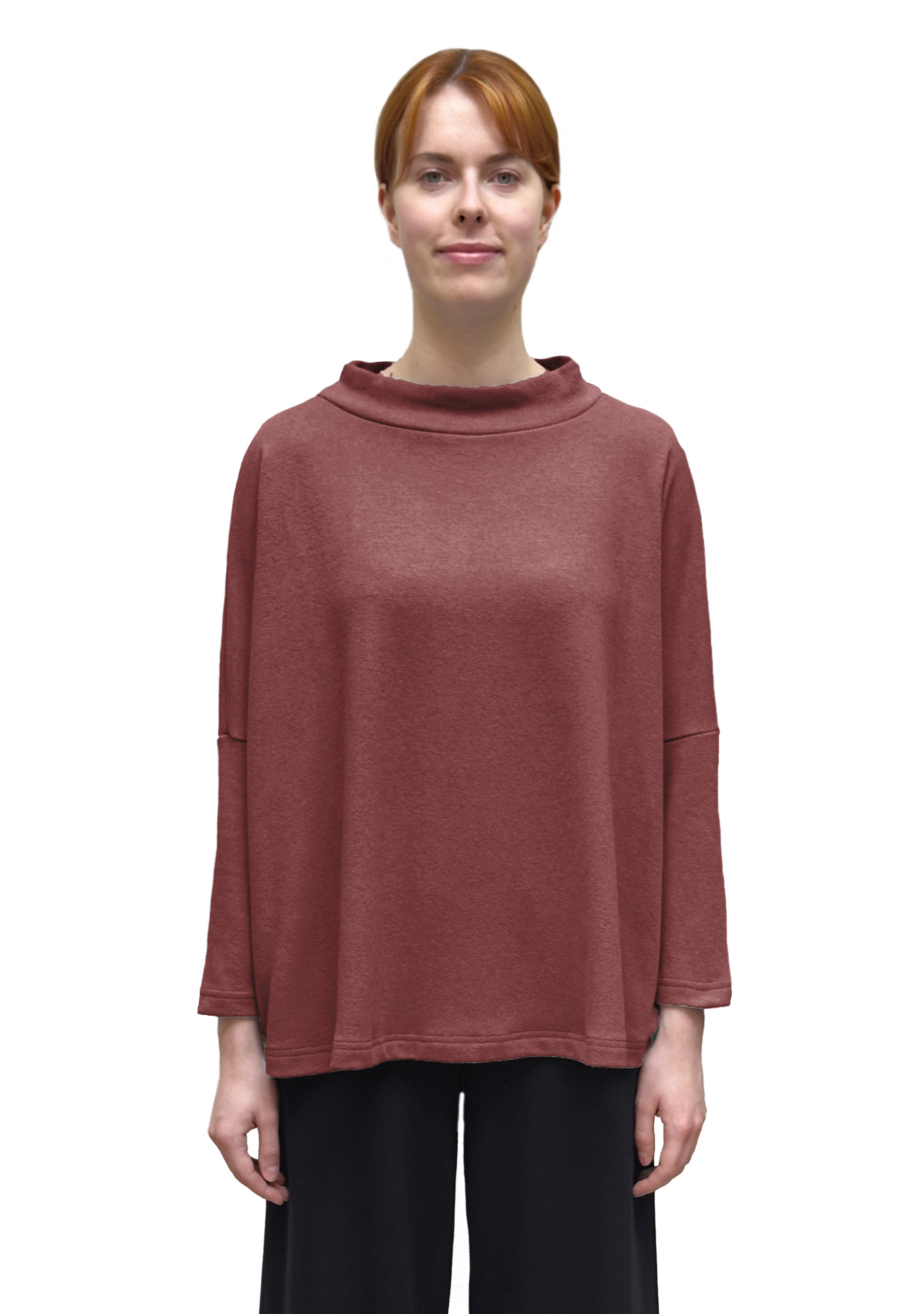 MAMA B Cozy Knit Mock Neck Onesize Pullover in Cipolla