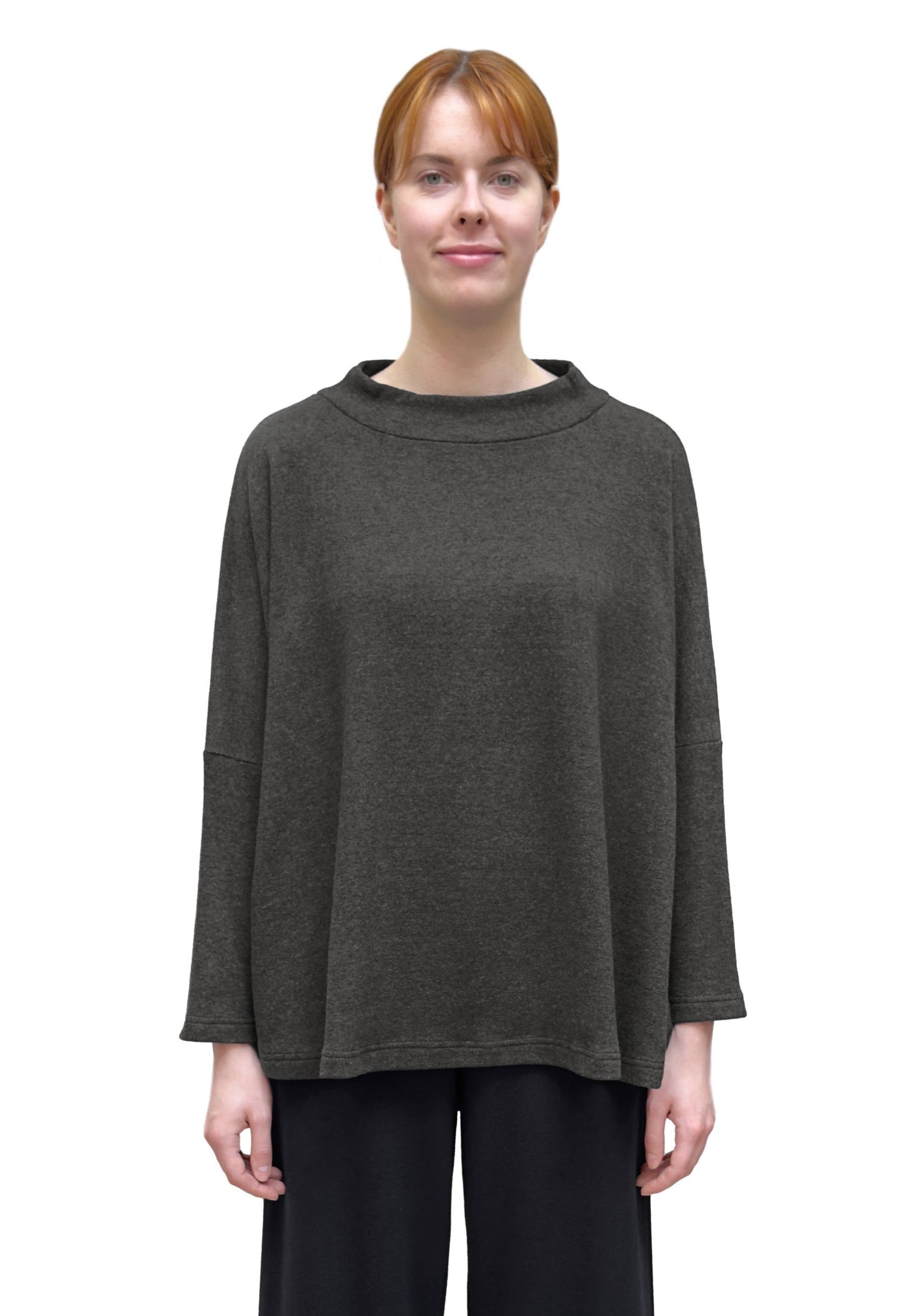 MAMA B Cozy Knit Mock Neck Onesize Pullover in Speckled Anthracite