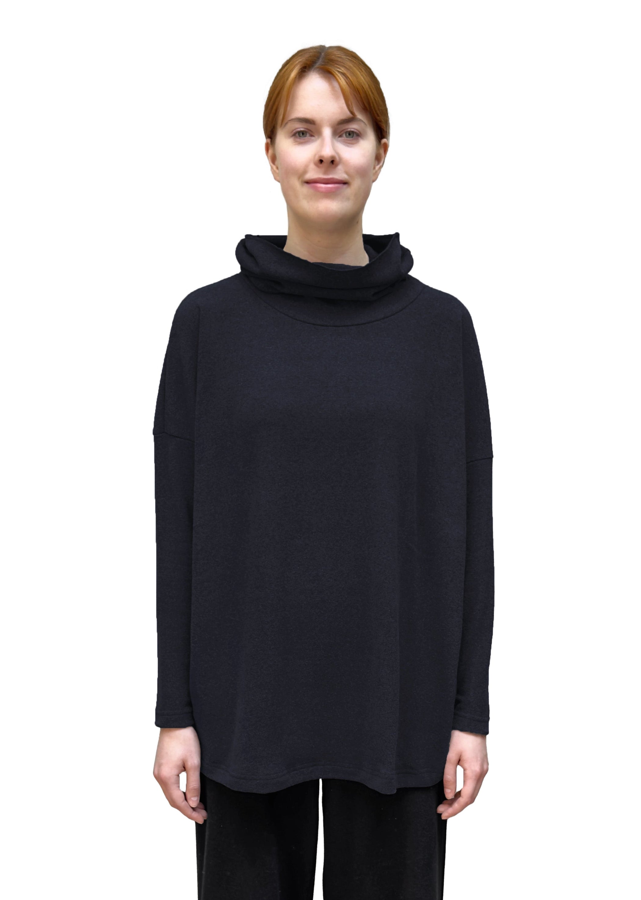 MAMA B Cozy Knit Onesize Cowl Sweater in Night