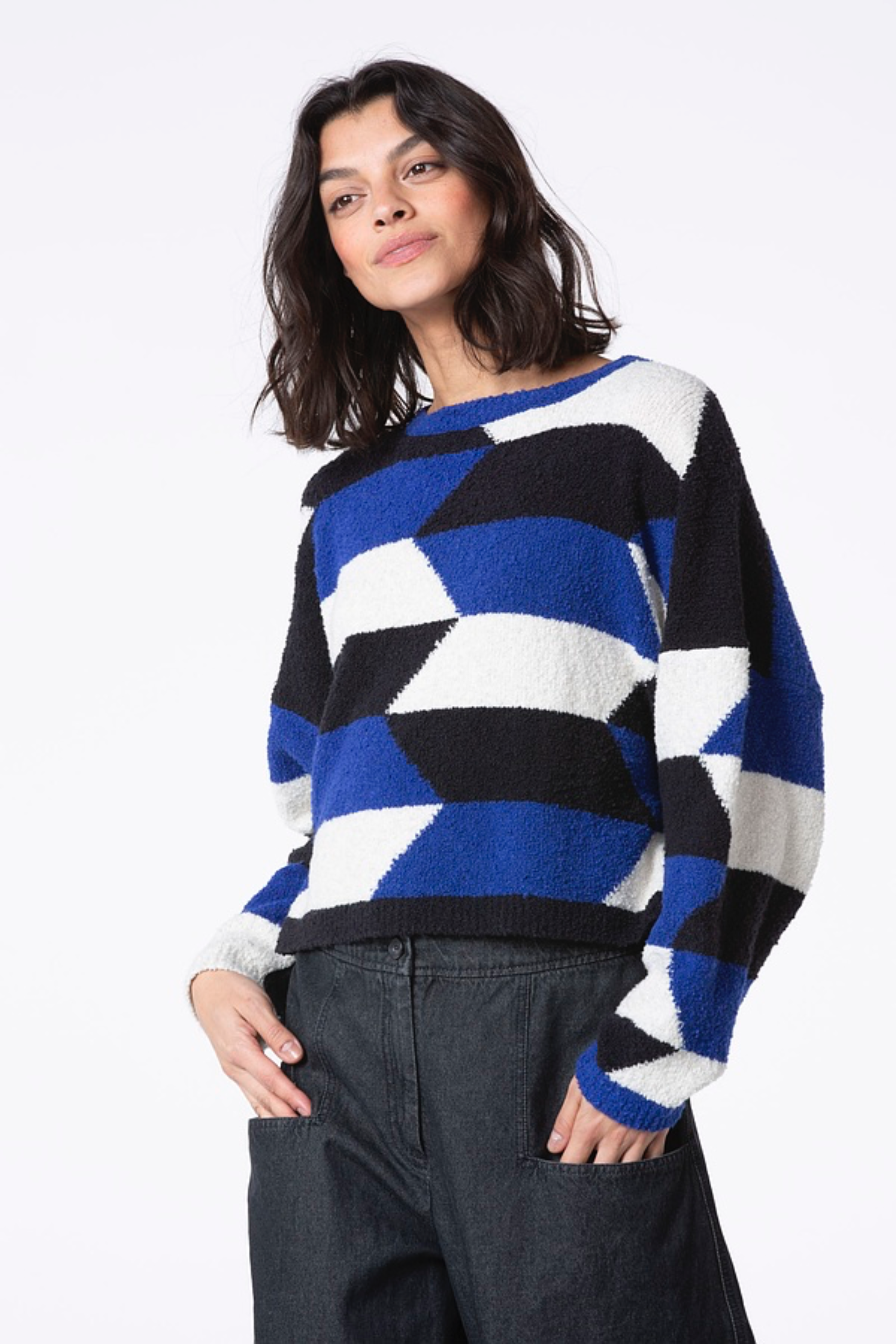 OSKA Relaxed Cropped Sweater in Clematis Pattern