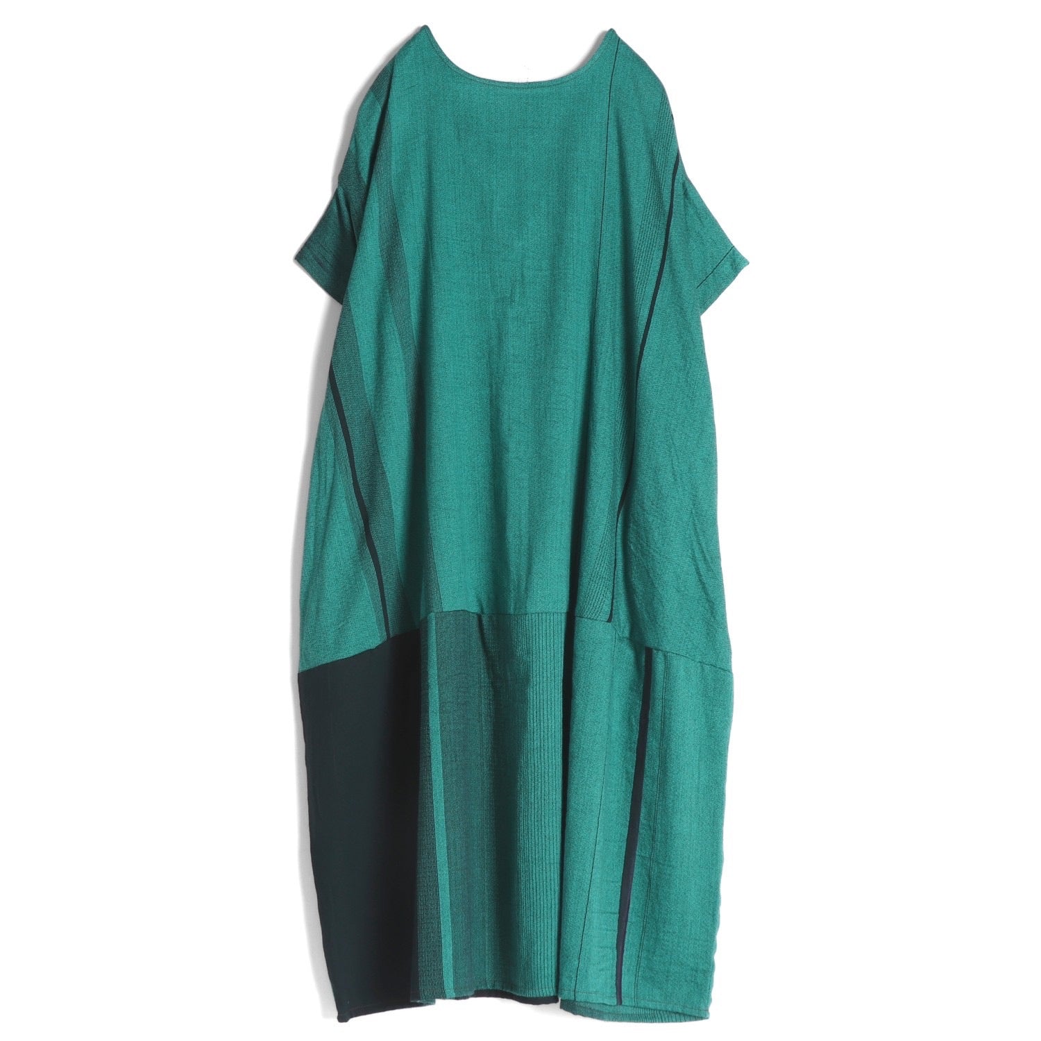 TAMAKI NIIME Short Sleeved Pocket Dress - Jewel City