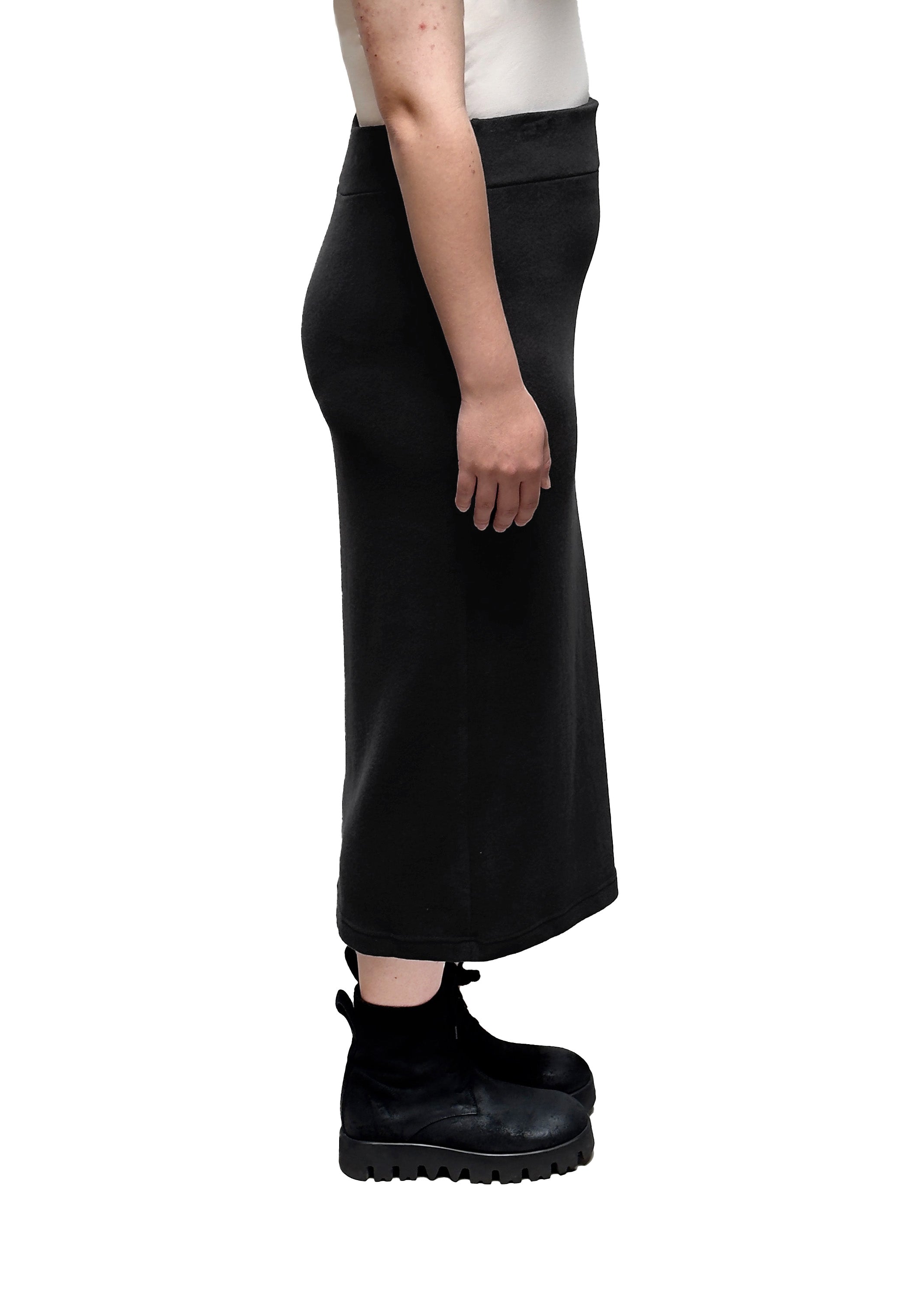 MAMA B Cozy Knit Pencil Skirt in Black