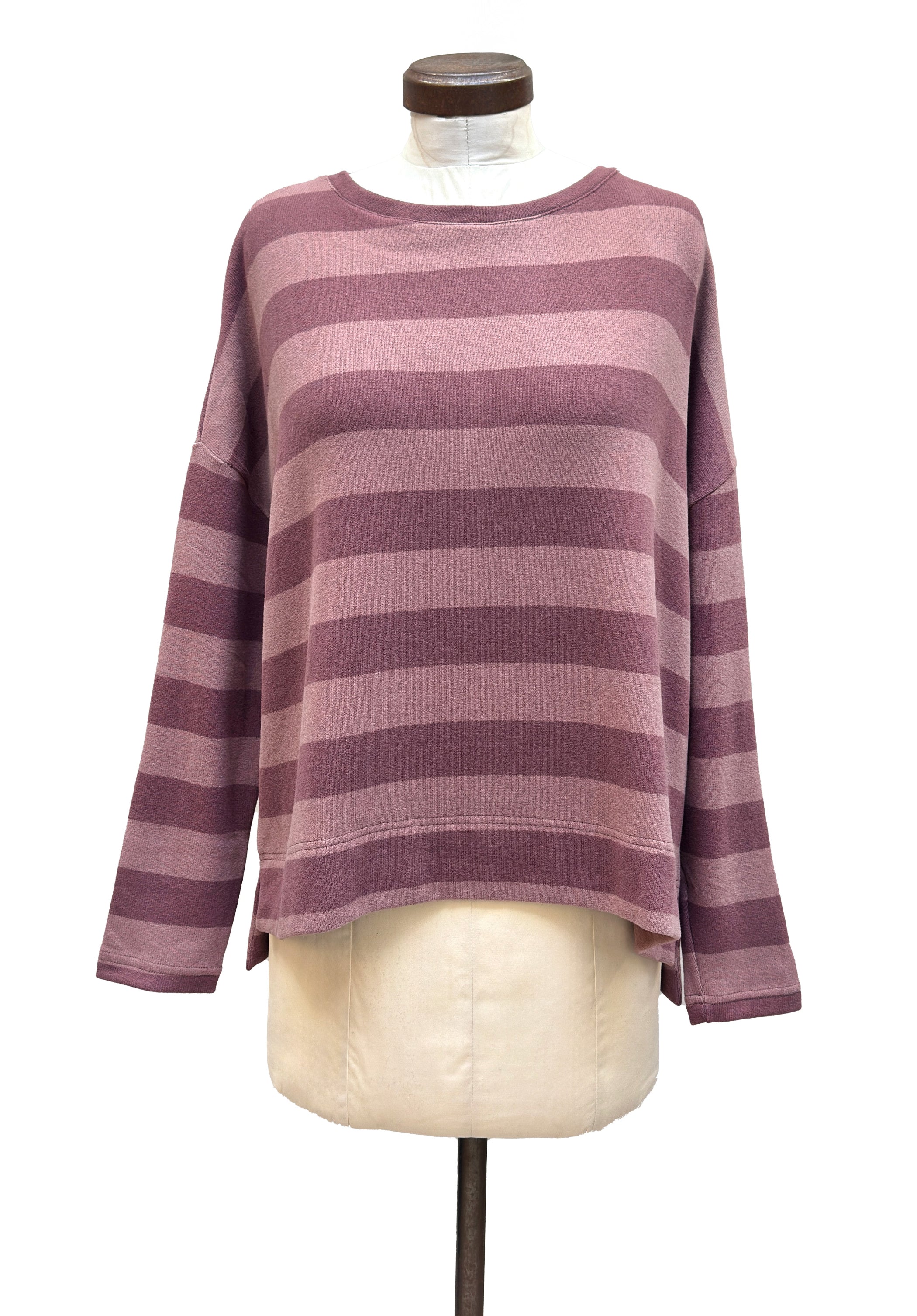MAMA B Cozy Hi Low Pullover in Dusky Pink Stripes