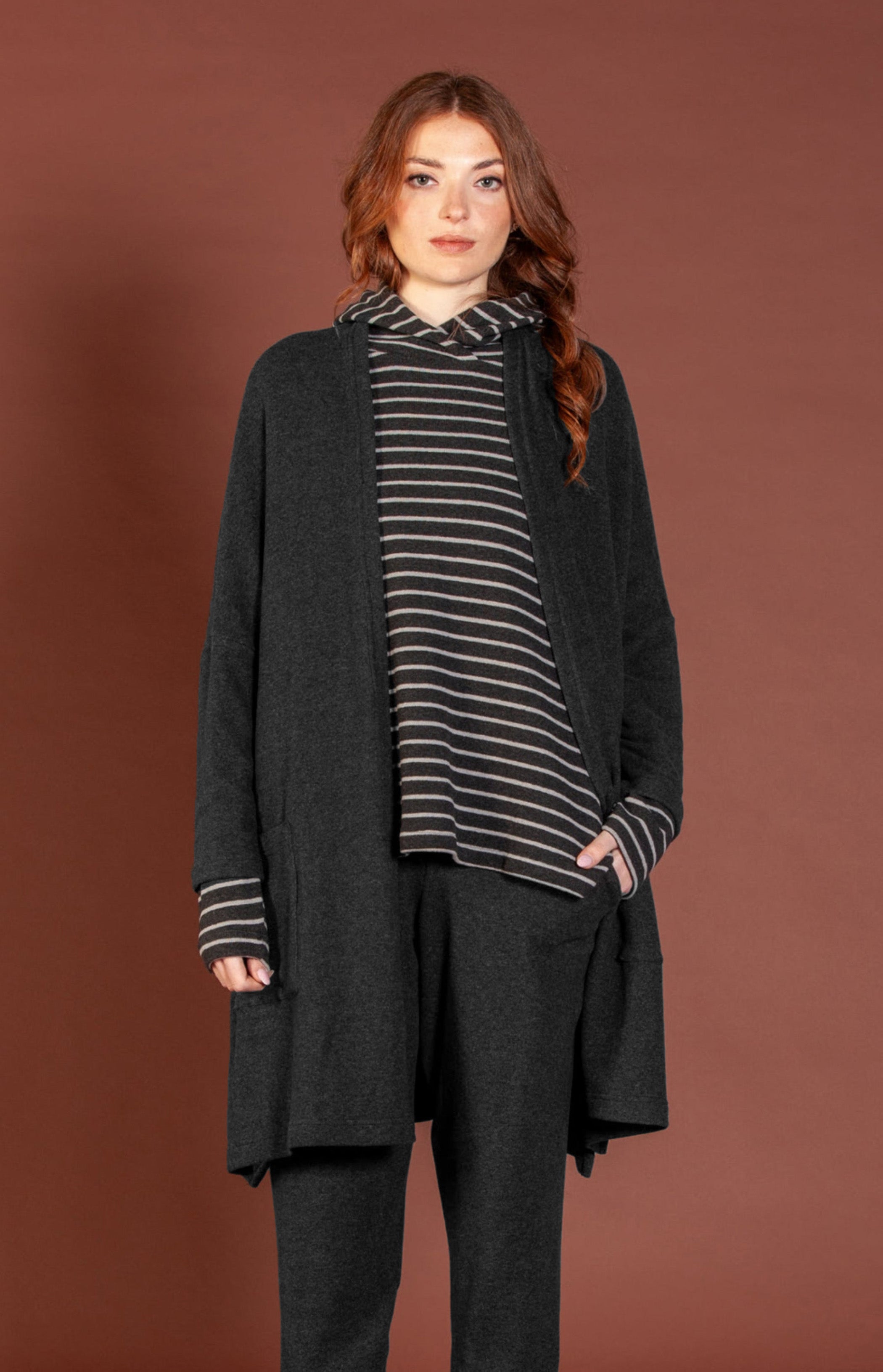 MAMA B Cozy Knit Onesize Open Cardigan in Anthracite