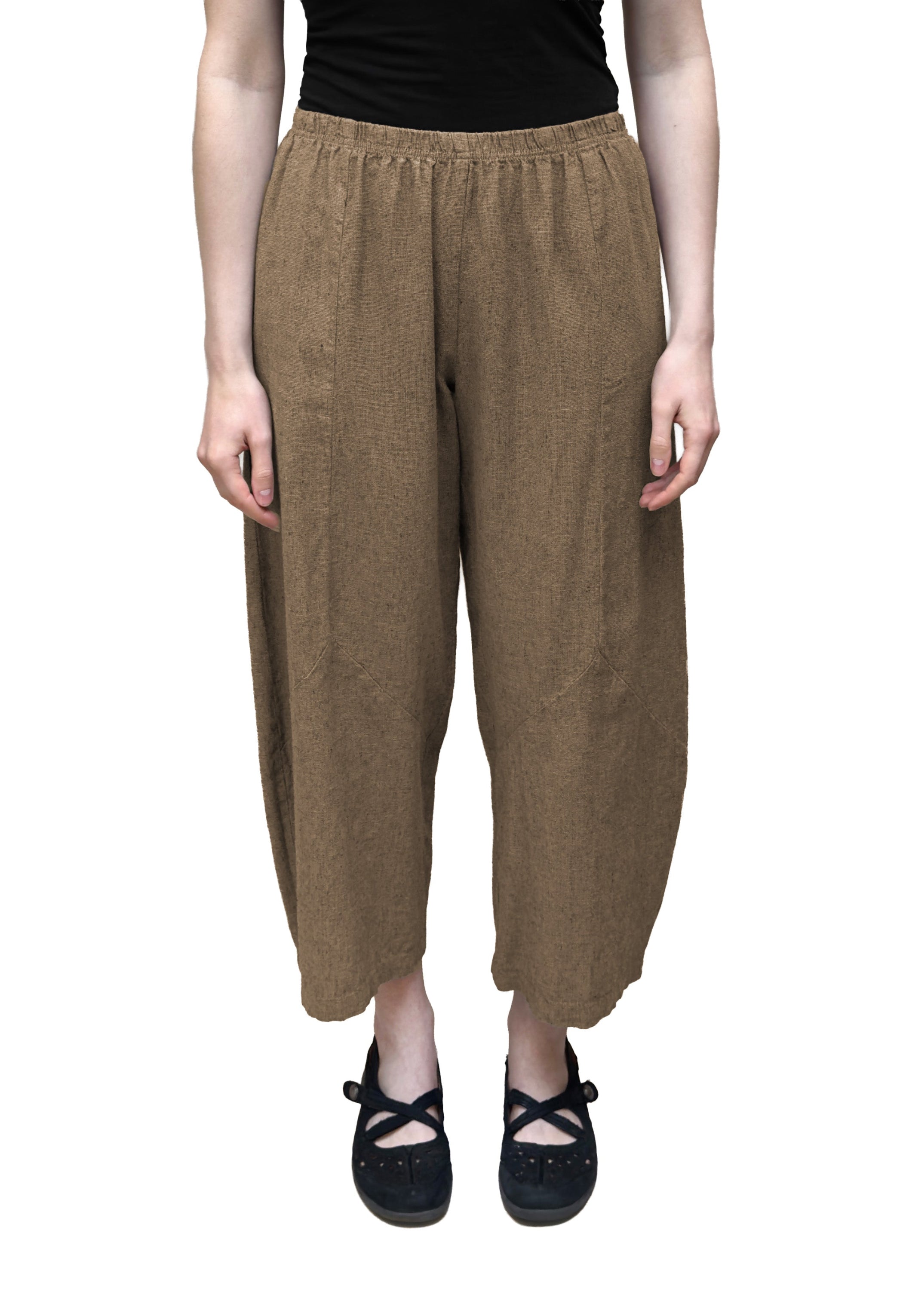 MOTION Cropped Barrel Leg Pant in Barley