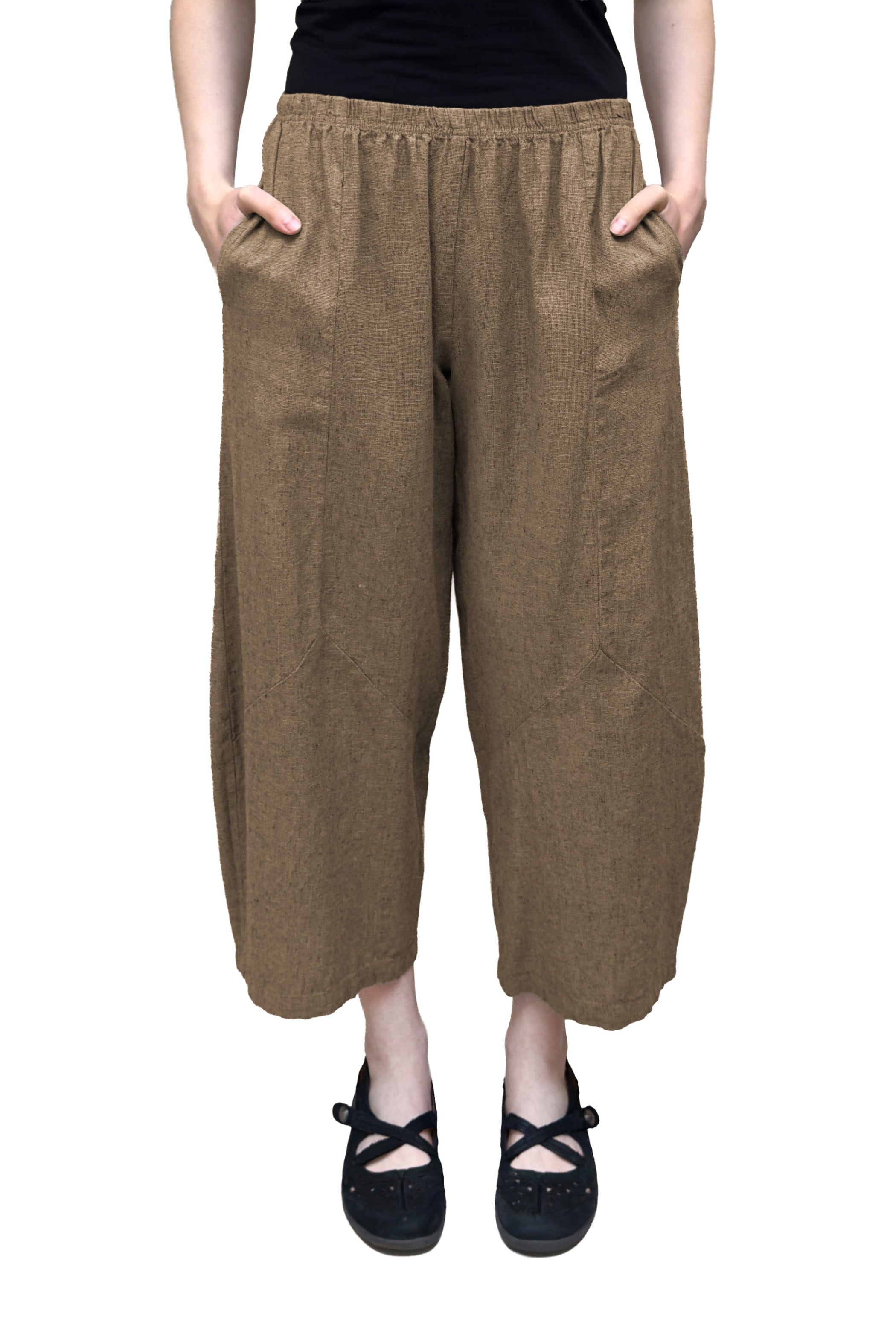 MOTION Cropped Barrel Leg Pant in Barley