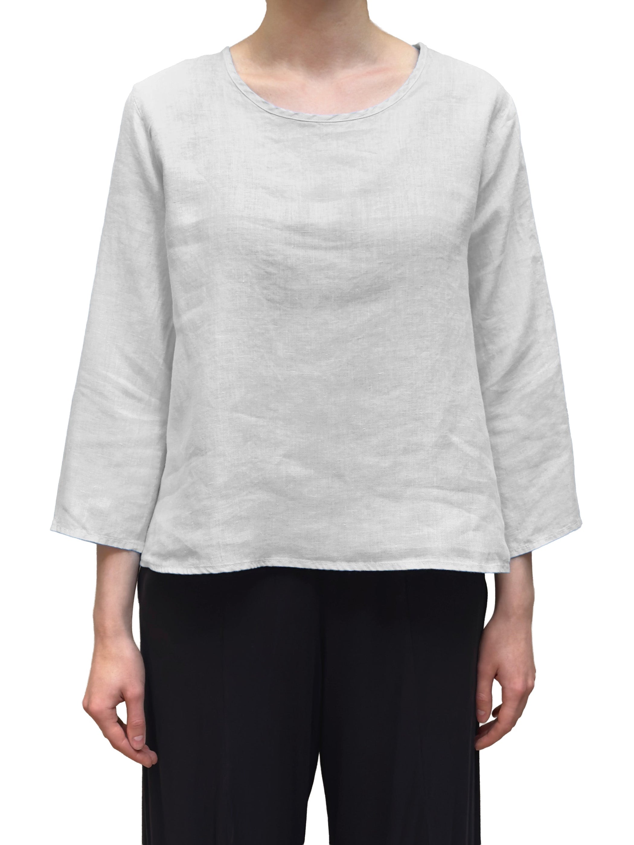 MOTION Hanky Linen Split Back Top in Starlight