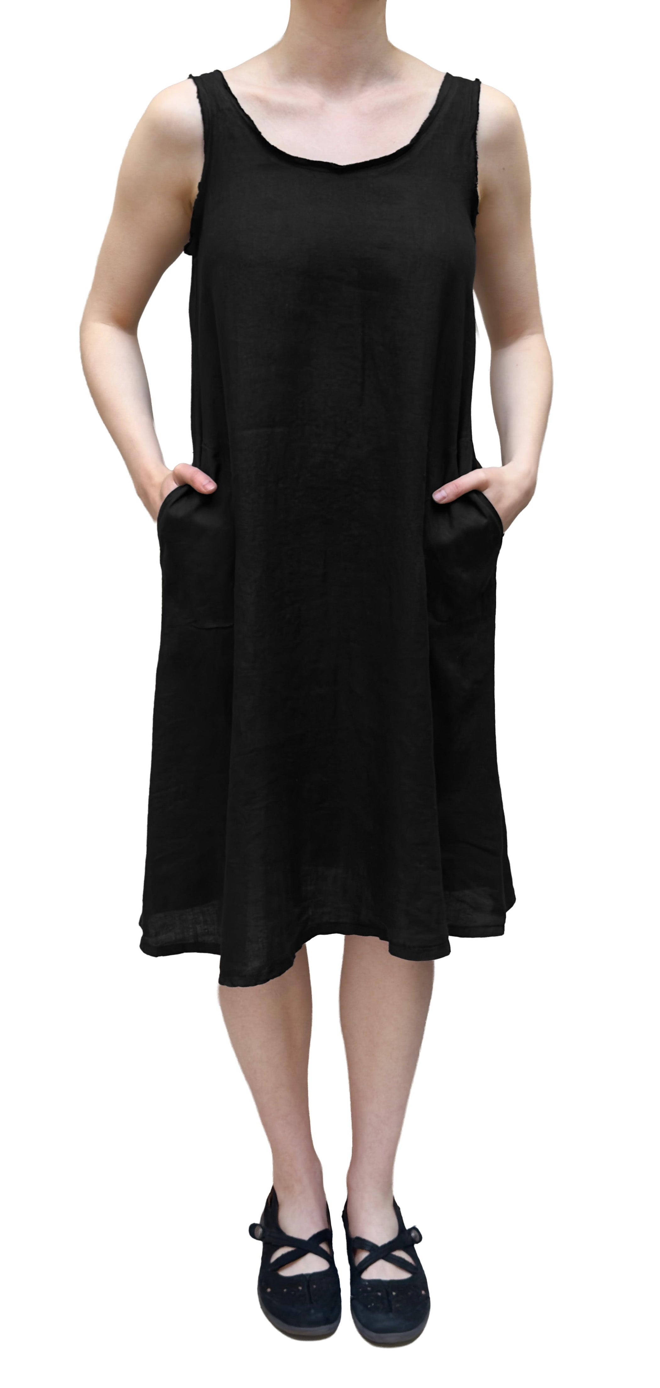 MOTION Hanky Linen Dress in Black
