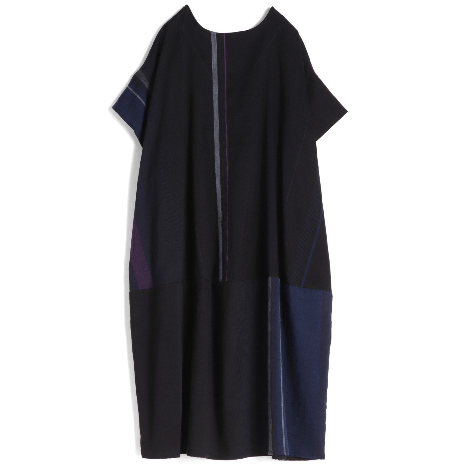 TAMAKI NIIME Short Sleeved Pocket Dress - Midnight Abyss