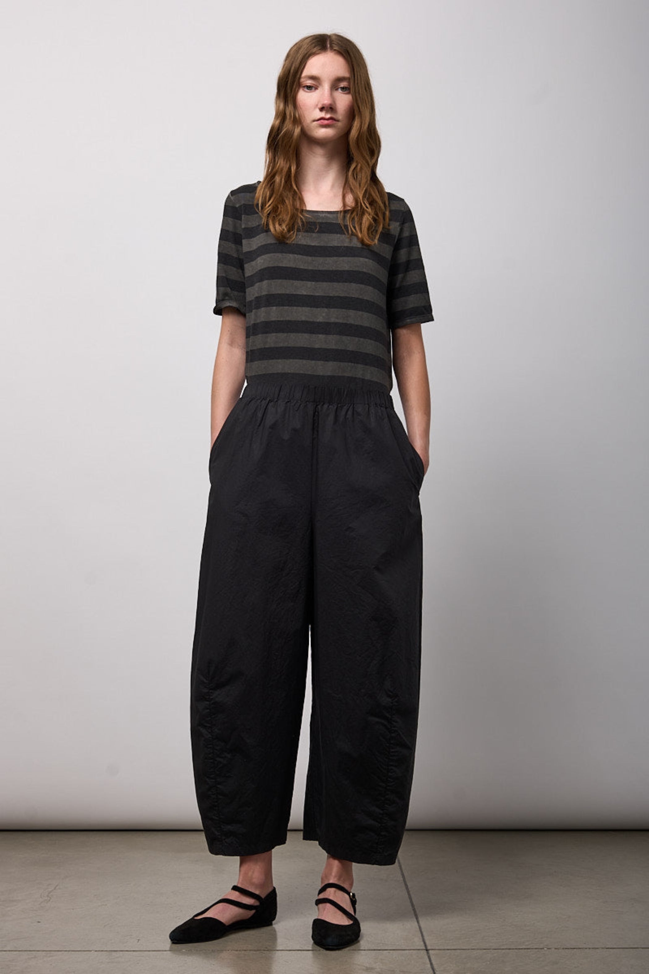 NEIRAMI Cotton Poplin Pant in Black