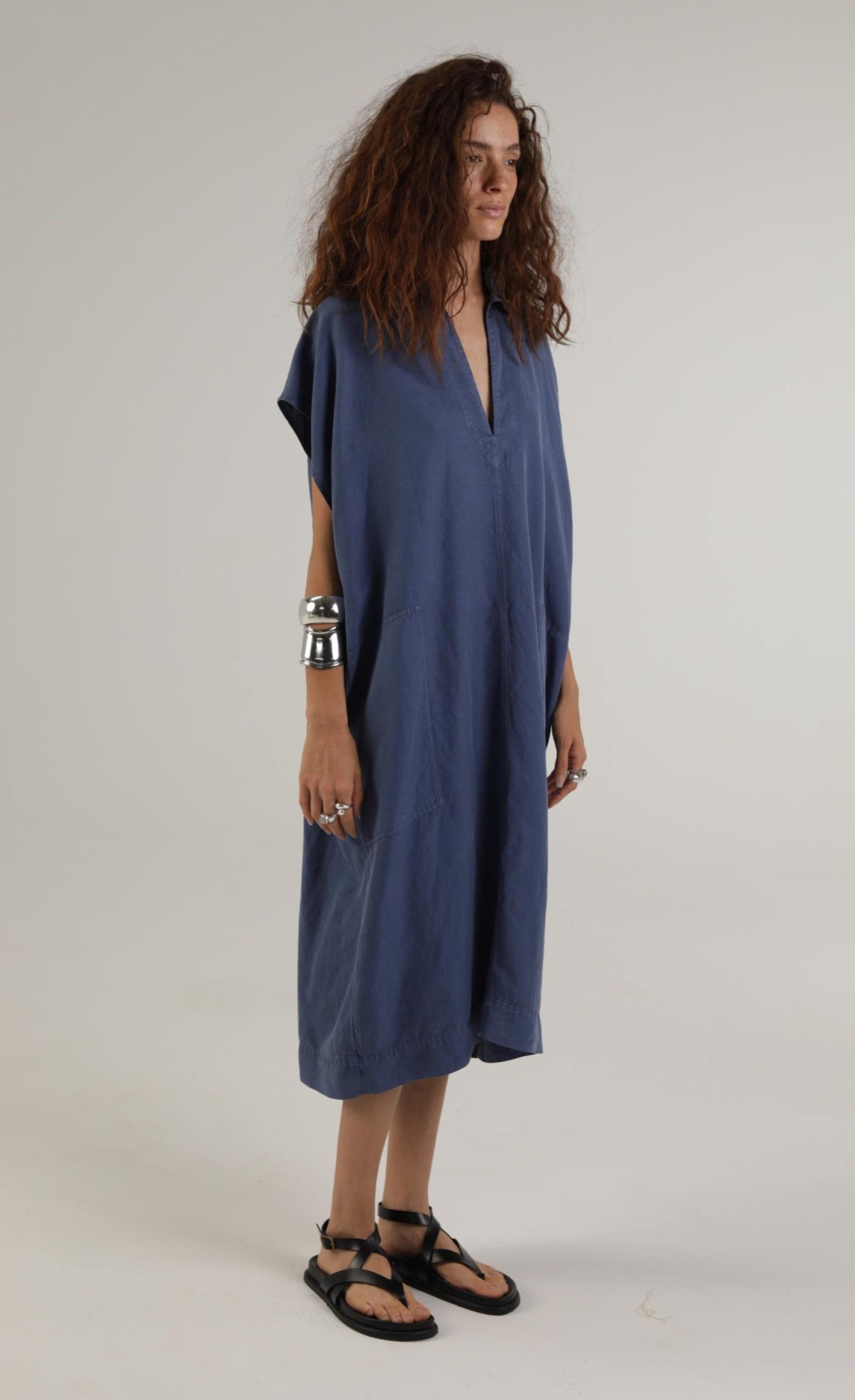 Elemente Clemente V Neck Cap Sleeve Dress In Eve Blue