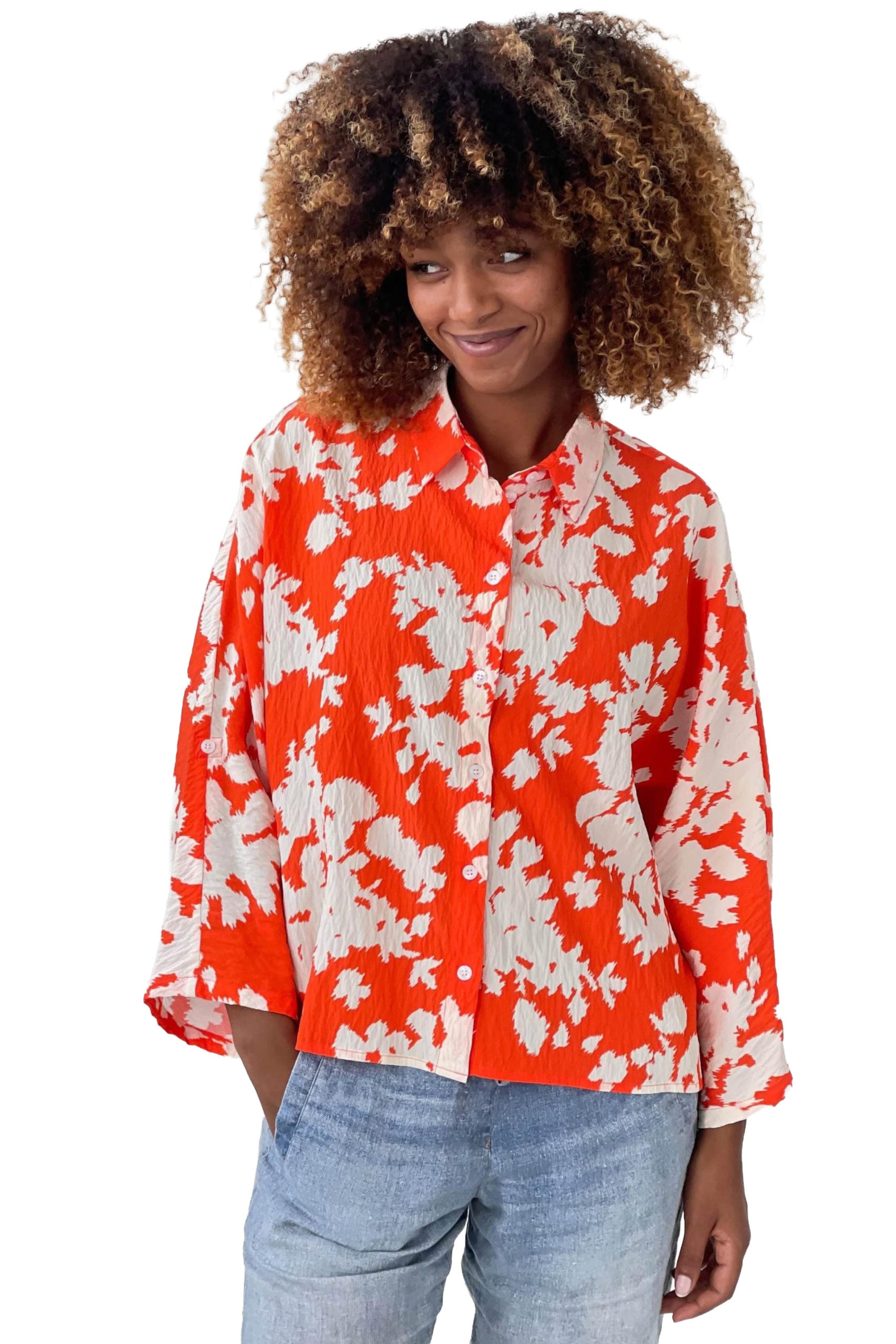 ELEMENTE CLEMENTE Dolman Sleeve Viscose Blouse in Orange/Creme Print