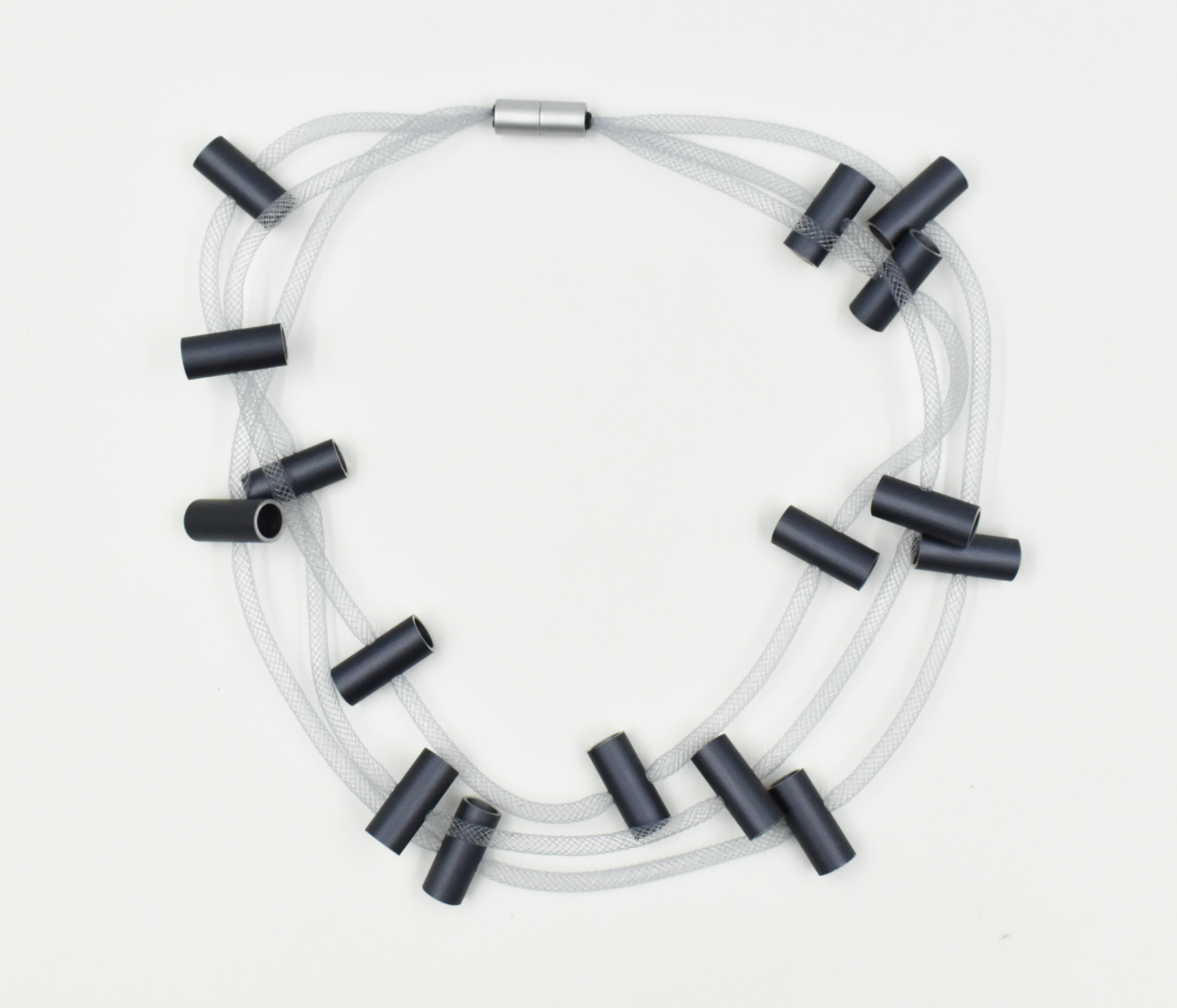 CHRISTINA BRAMPTI Short Three Strand Necklace - Grey