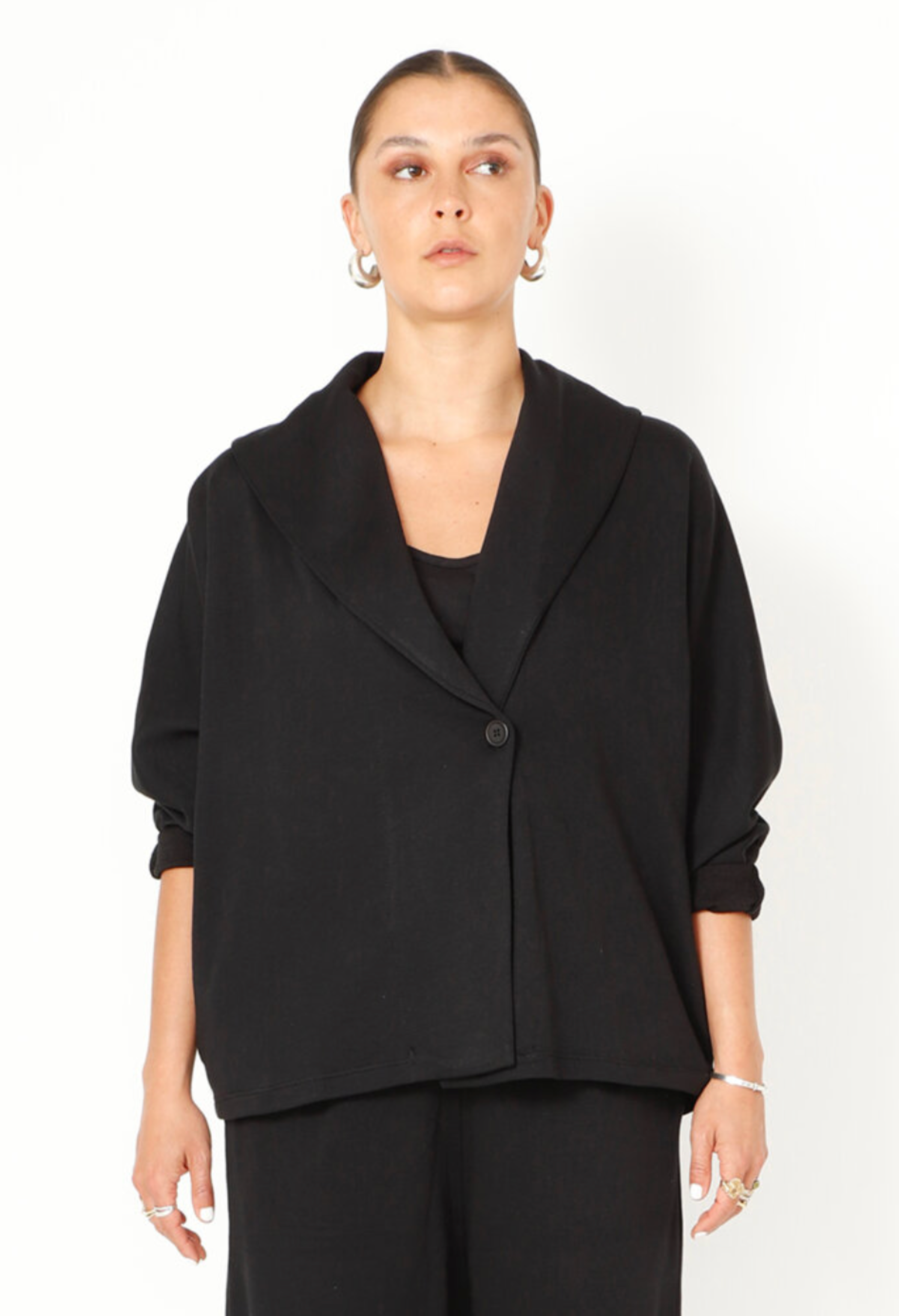 Sort Aarhus Relaxed Boxy Cardigan in Black