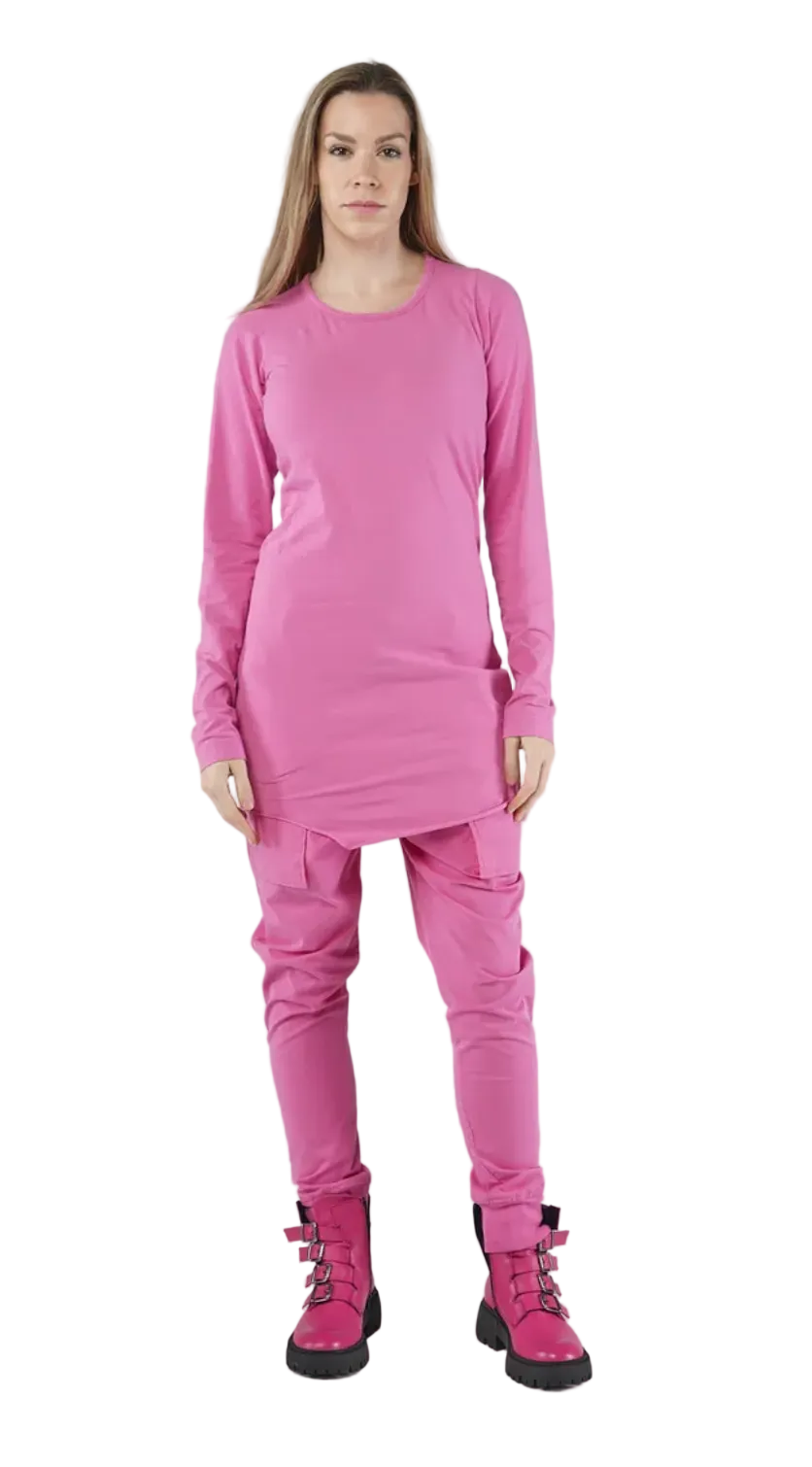 Women's extra long length round neck, long sleeve cotton tee from Black Label. In colour Lily. Front view.  