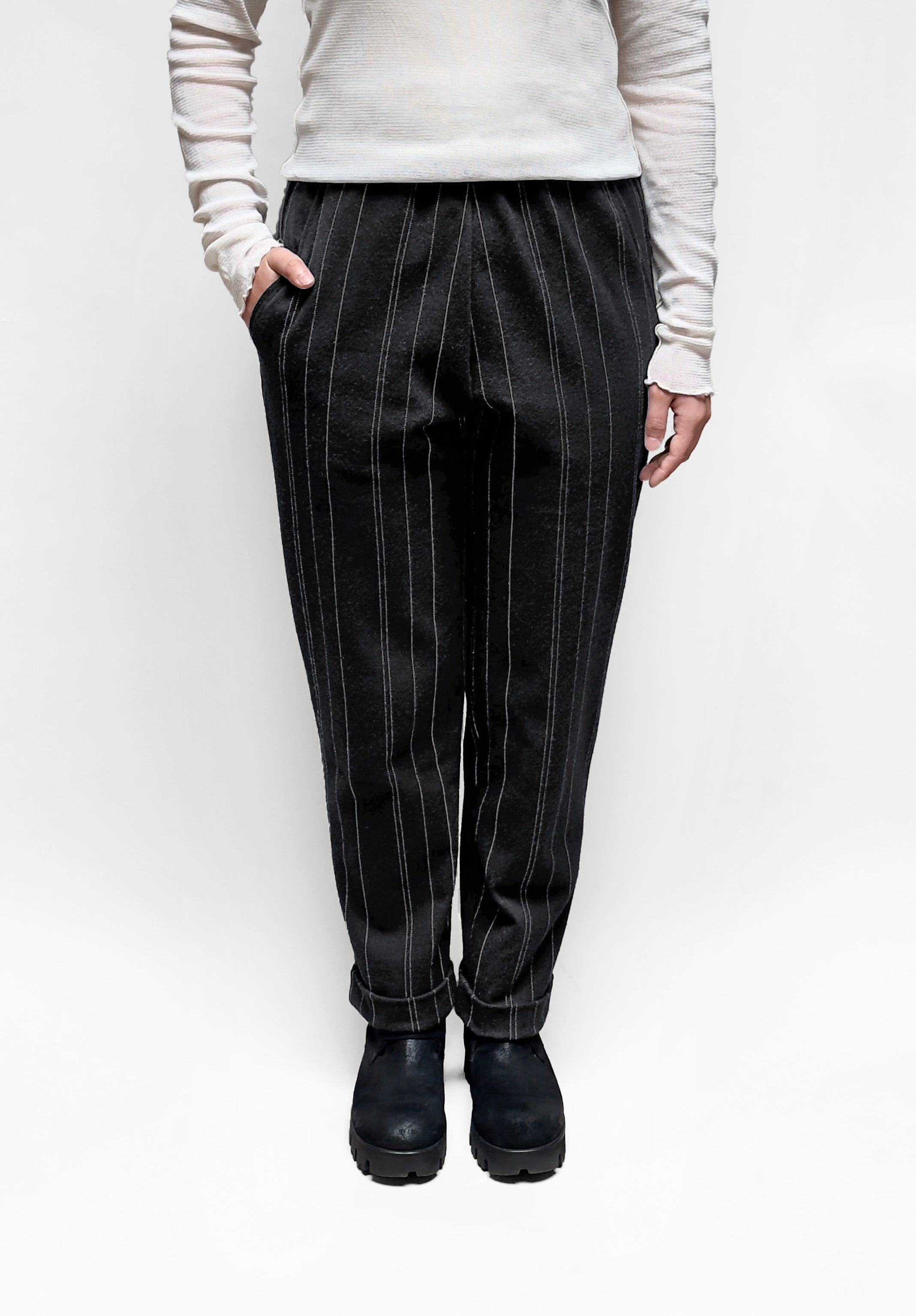 MAMA B Tapered Pant in Pinstripe