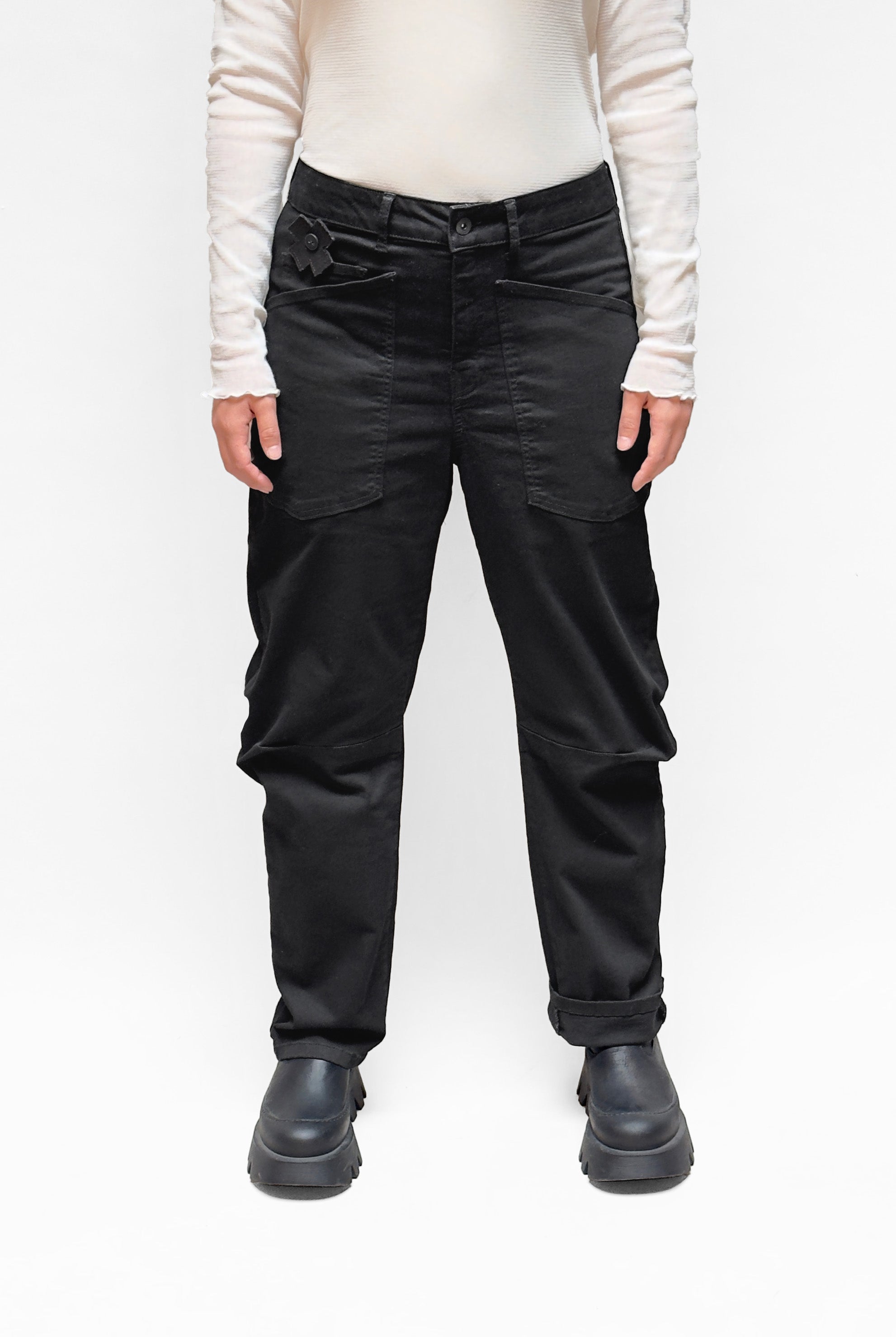 PLU Darted Jeans in Black