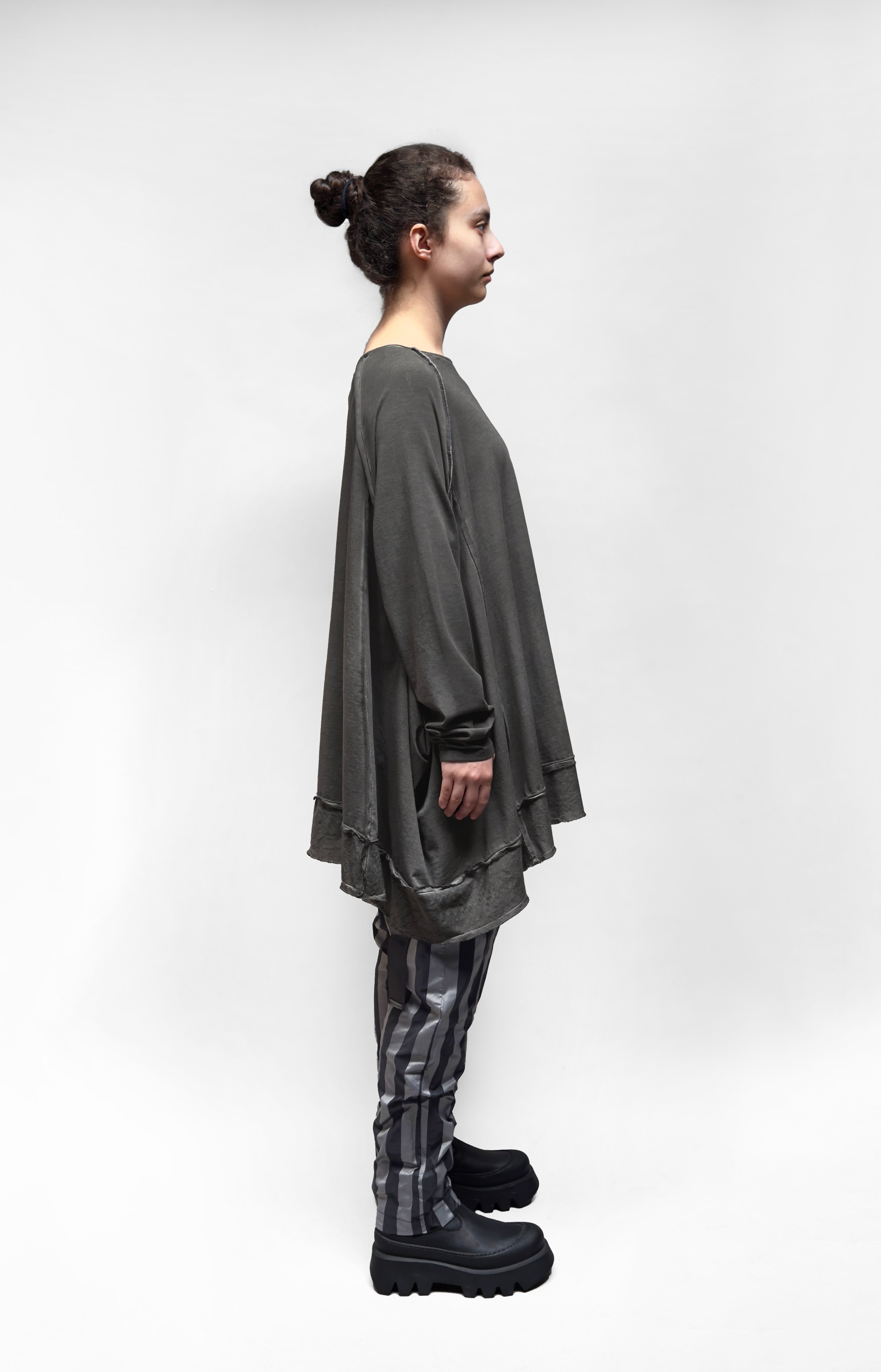 PLU Relaxed Boatneck Top in Asphalt Wash