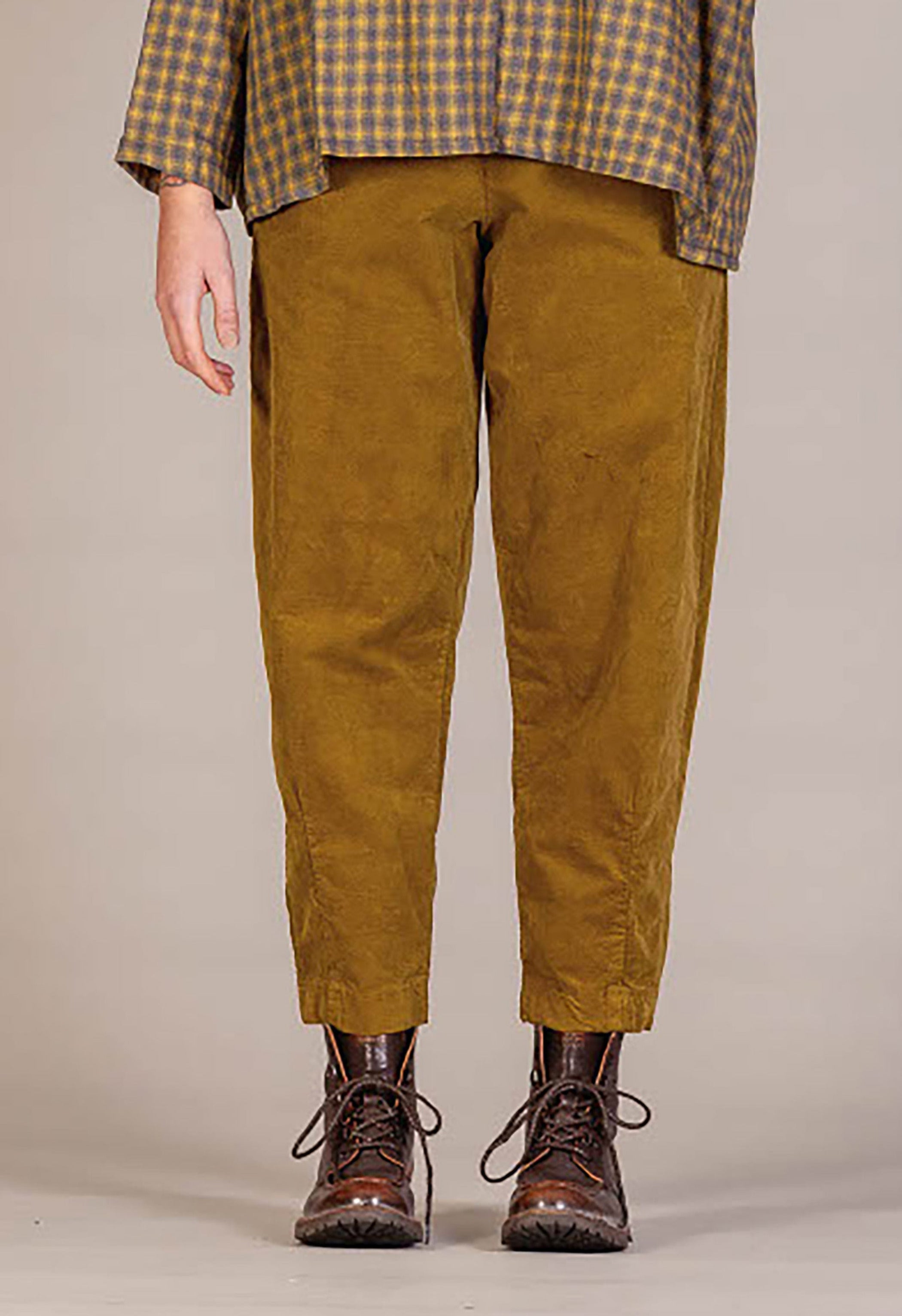 MAMA B Cotton Corduroy Pant in Caramello