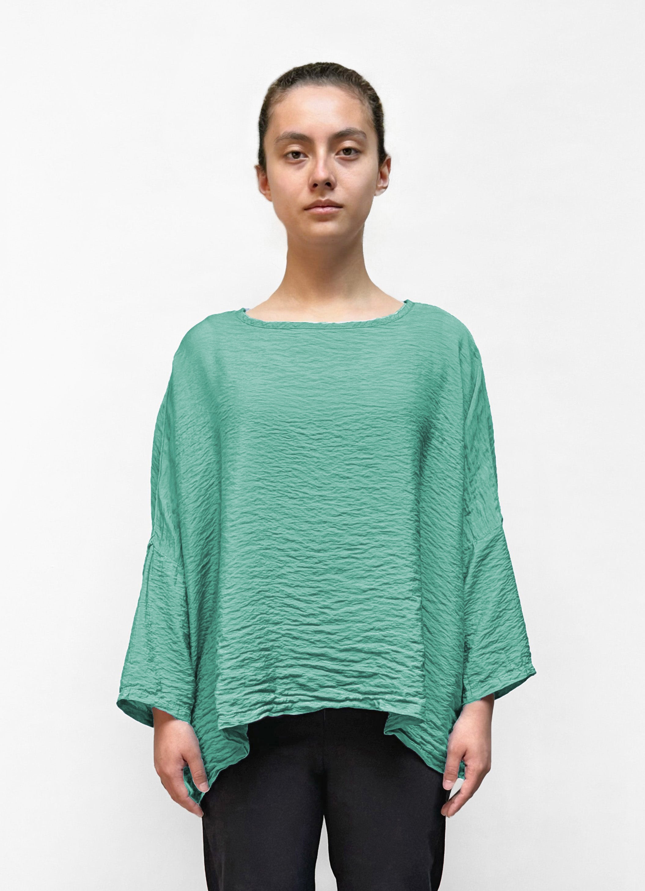 MOTION Parachute Onesize Cropped Top in Various Colours