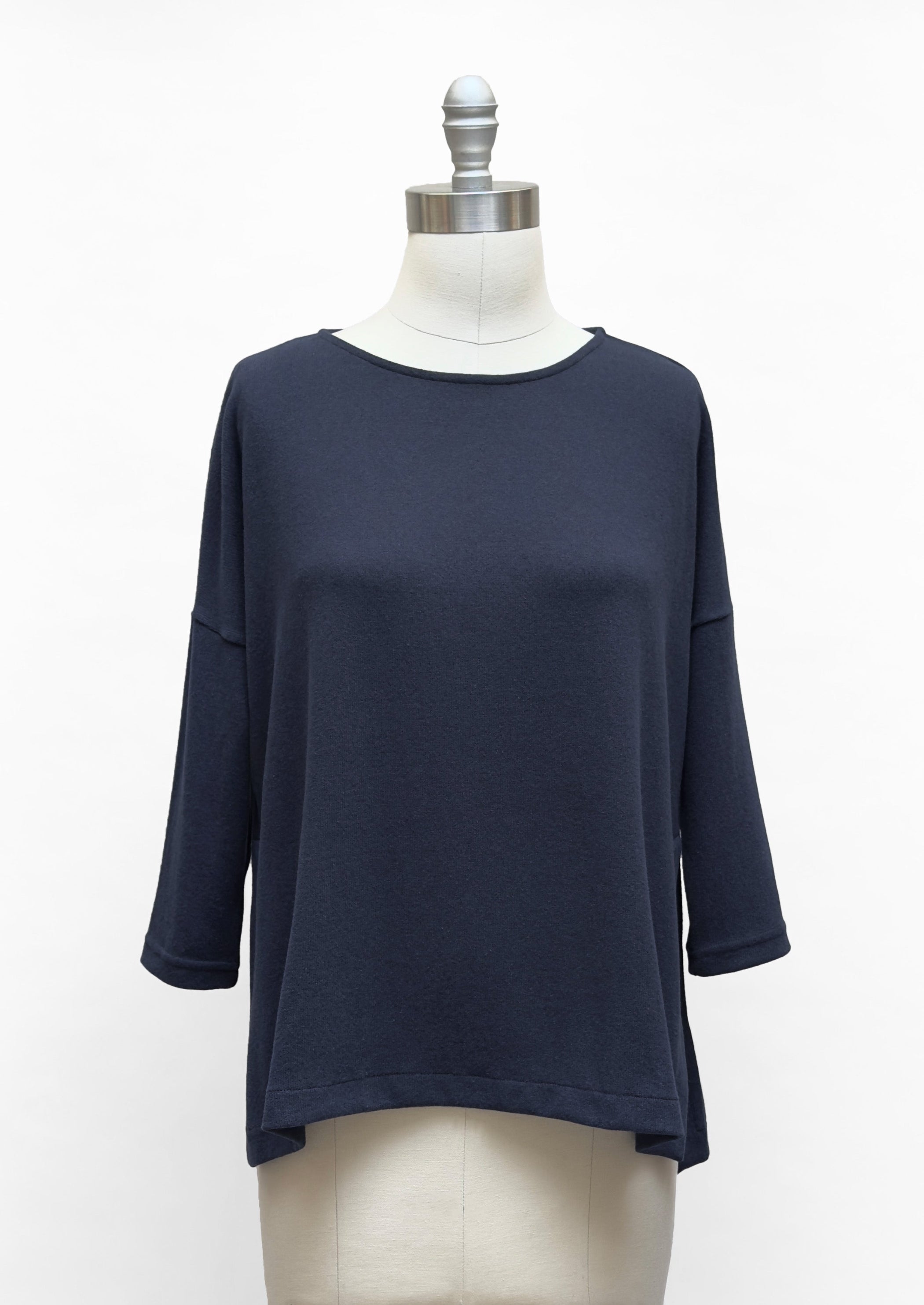 MAMA B - Cozy Spring Slit Pullover in Blue