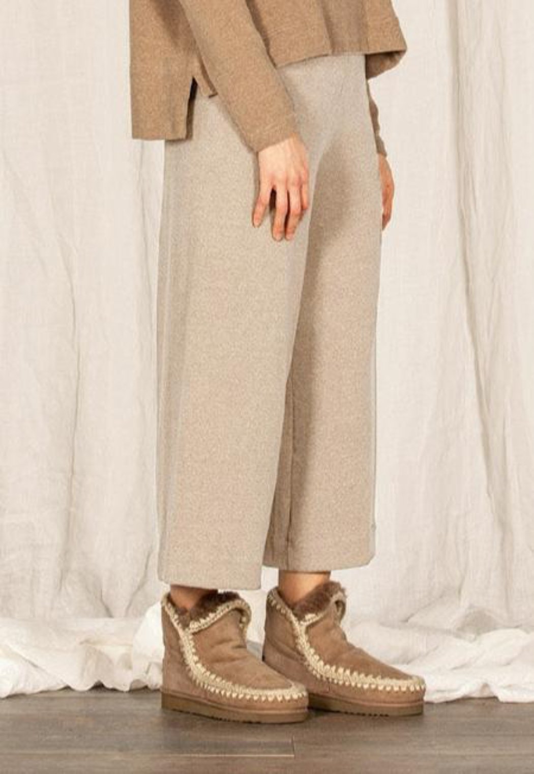 MAMA B Cozy Wide Leg Pant in Lama