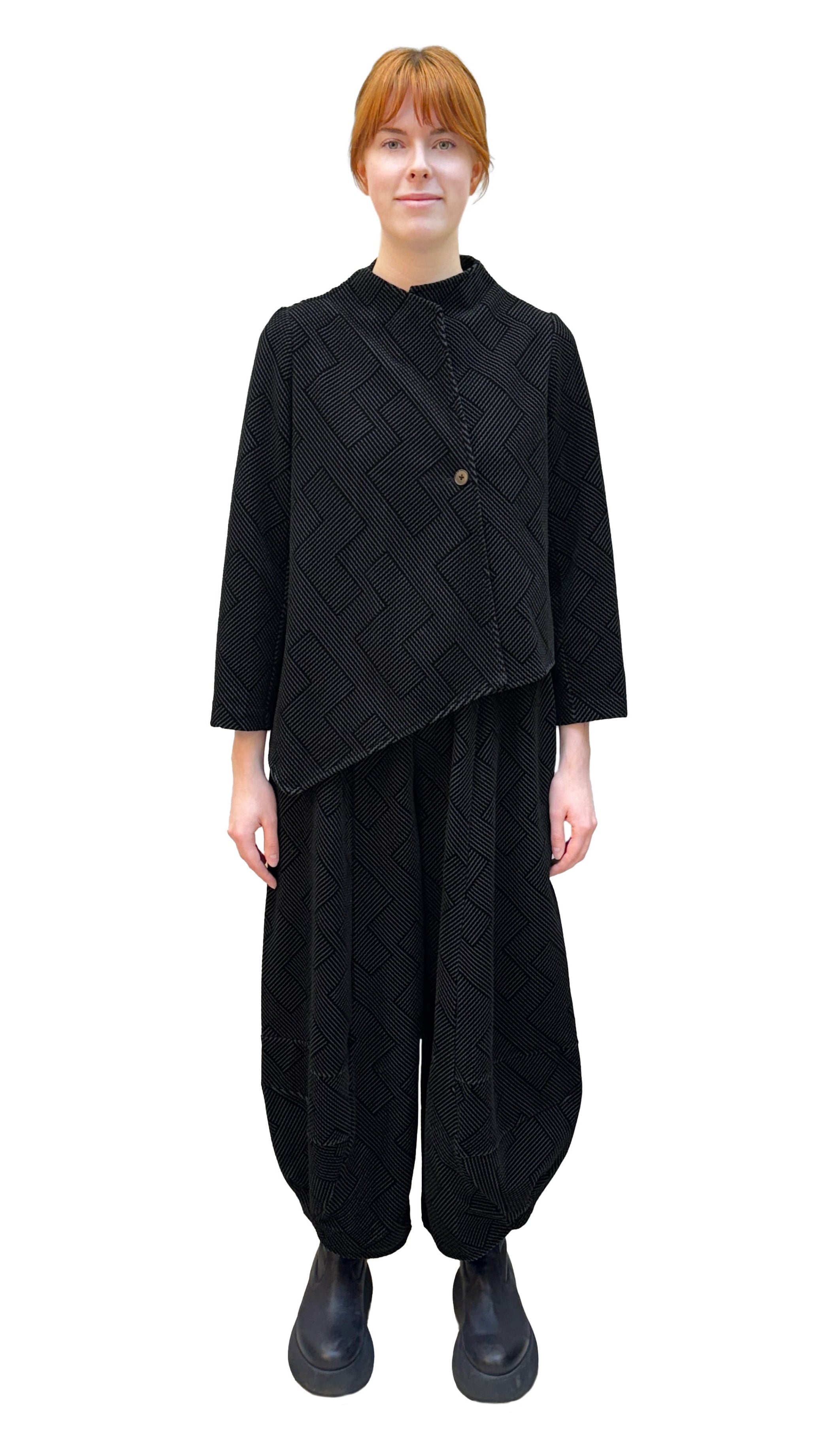 MOTION Velvet Asymmetric Jacket in Maze Pattern
