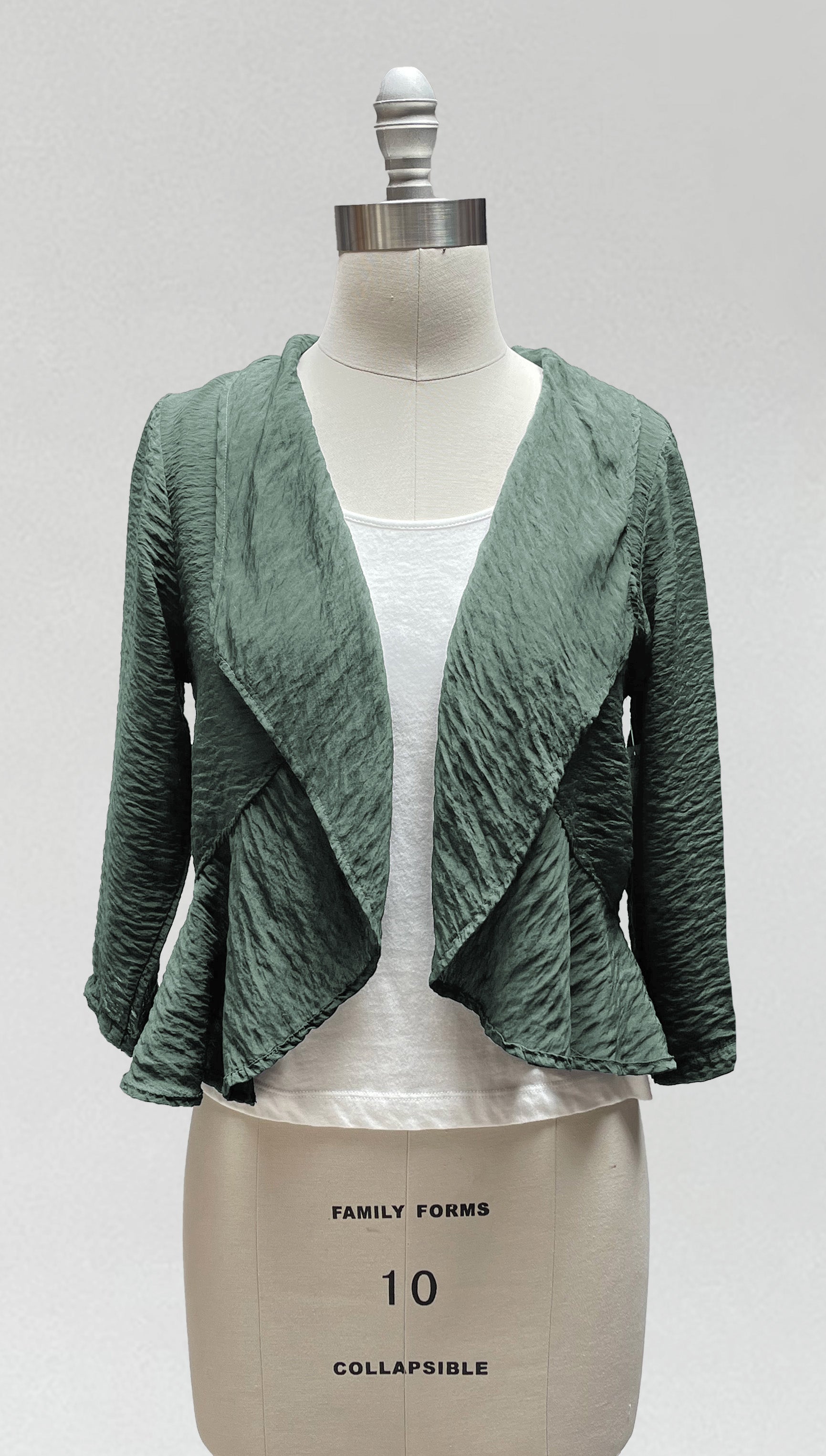 MOTION Parachute Ruffle Jacket