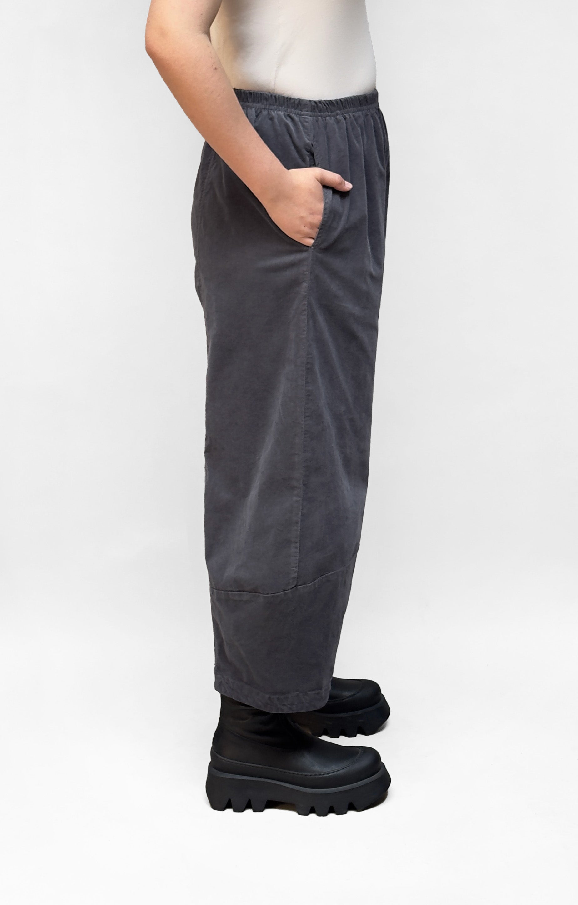 MOTION Mini Cord Easy Pant in Coal