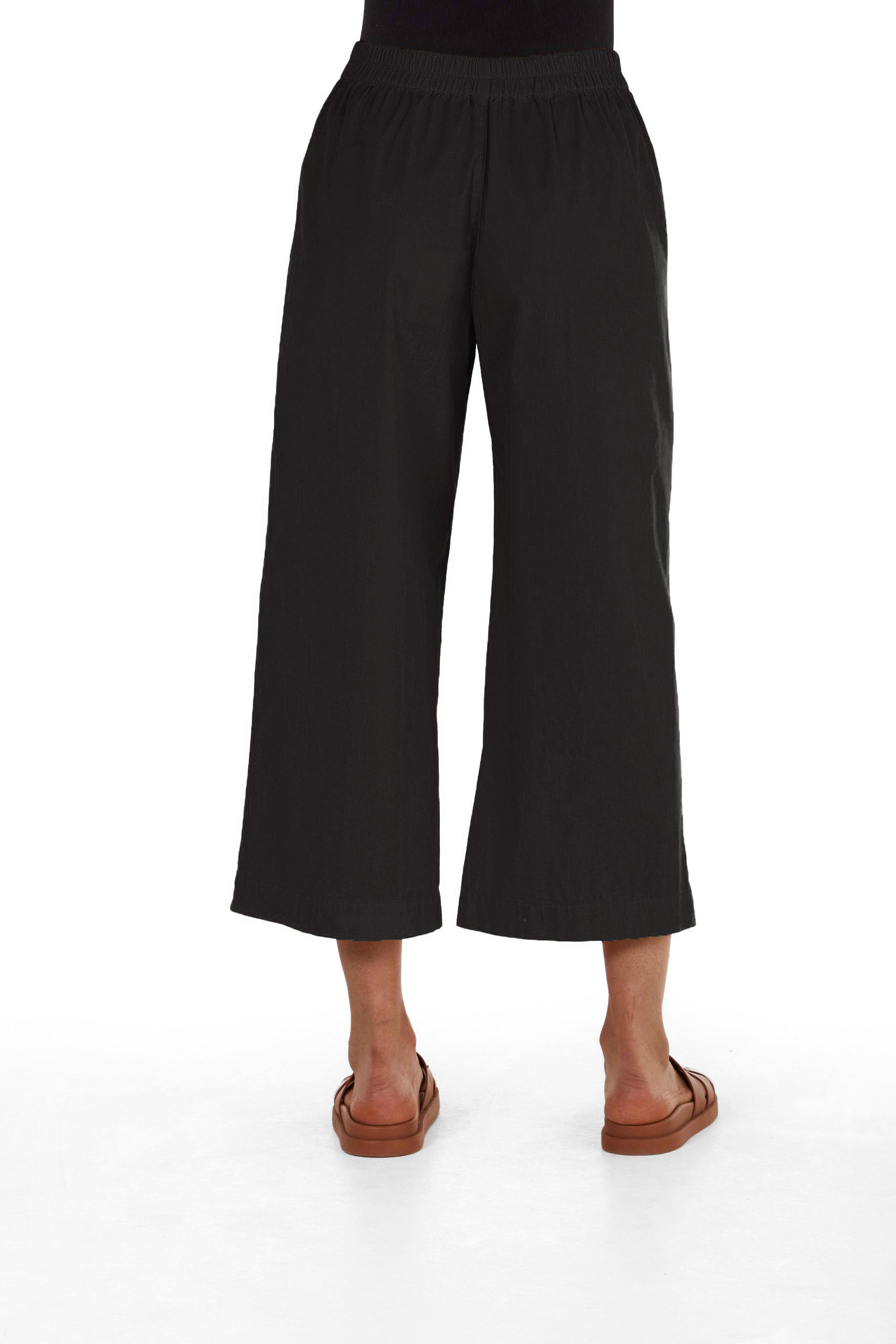 ELEMENTE CLEMENTE Cropped Wide Leg Pant in Deep Night