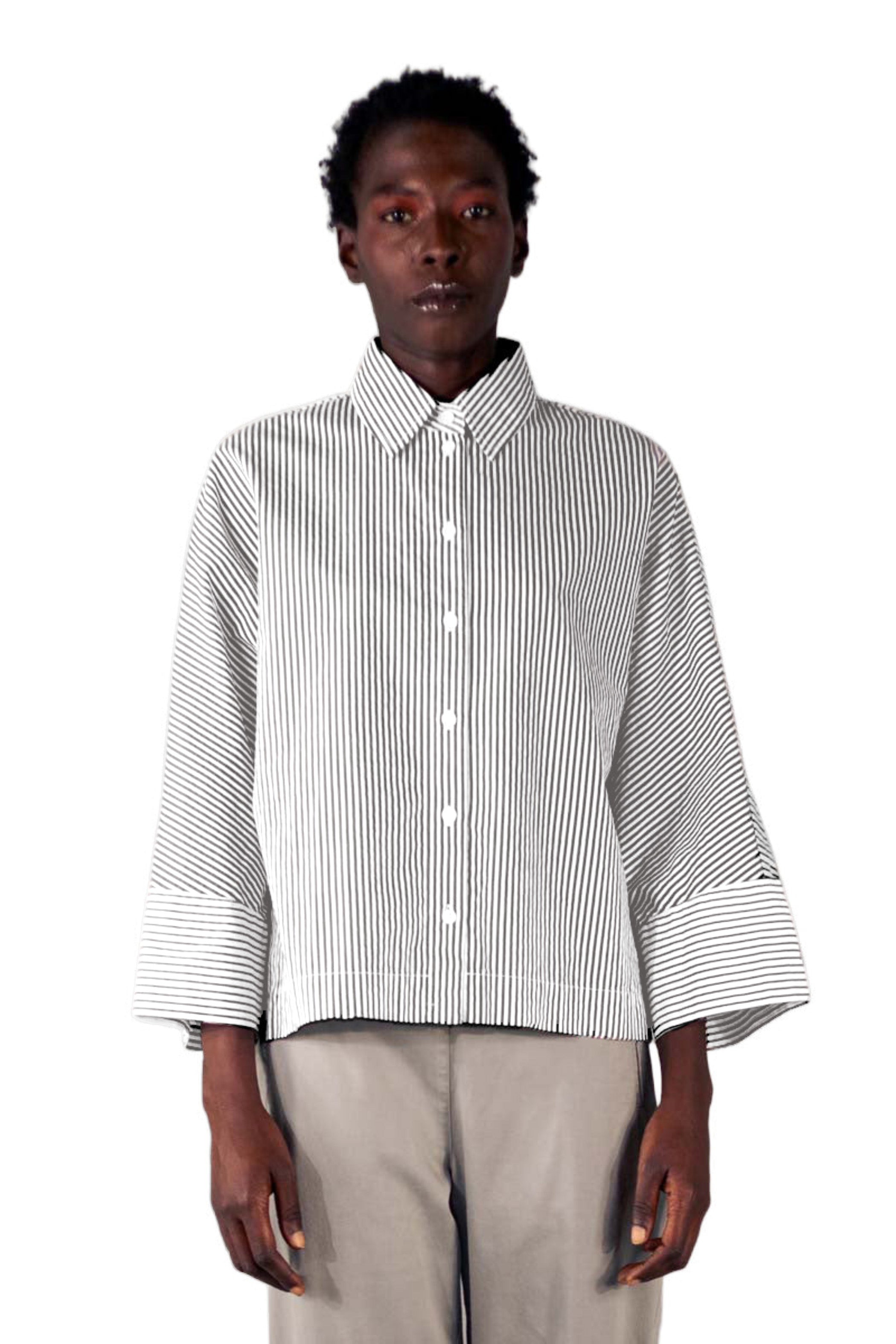 Elemente Clemente Cropped Button Down Blouse in Grey Stripes