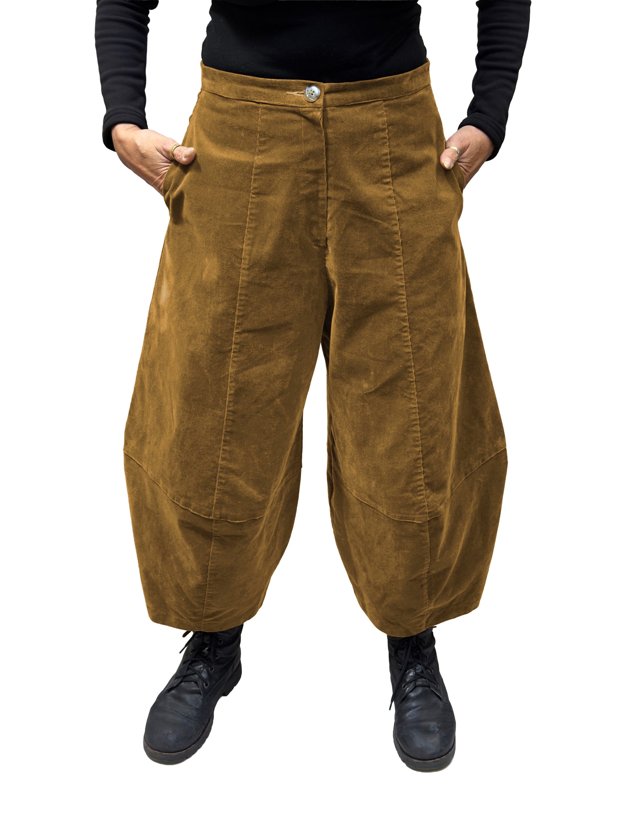 MOTION Corduroy Bubble Pants in Tobacco