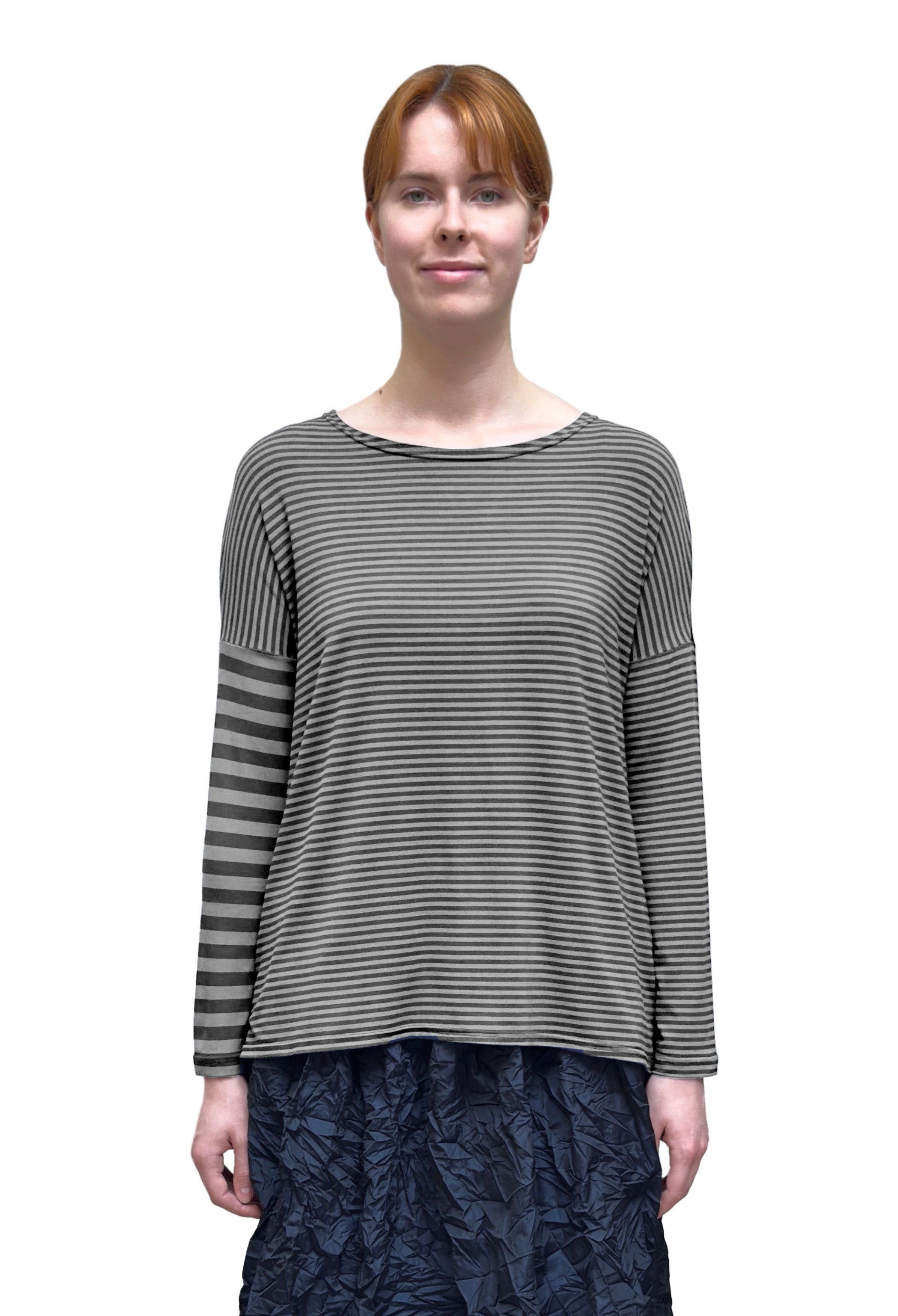 MAMA B Double Striped Tee in Anthracite Stripes
