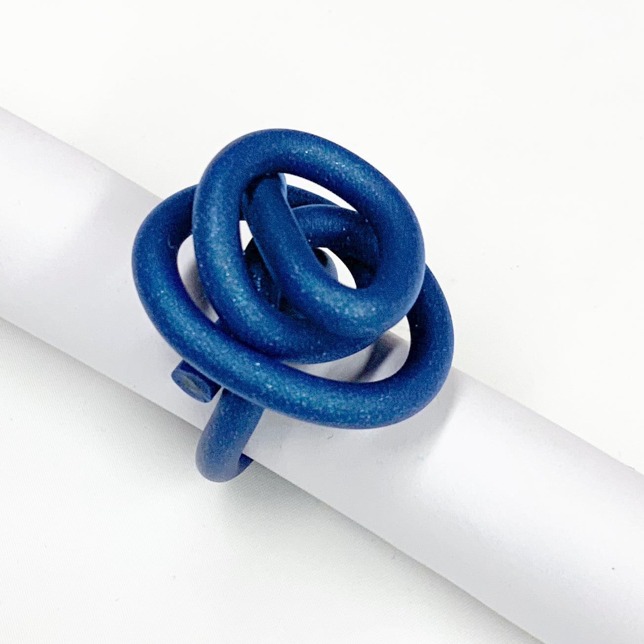 SAMUEL CORAUX Knotted wire rings - Shimmer