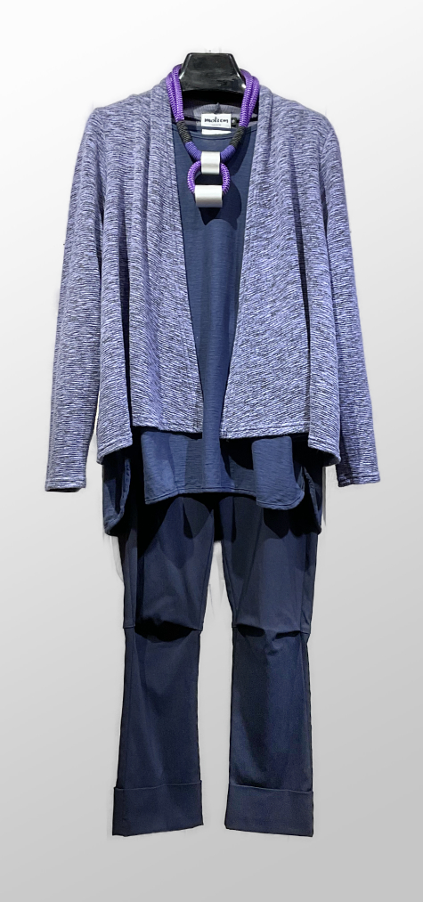 Motion crinkle knit open cardigan, over a Motion cotton-linen blend hi/low tee, and Vespa pants in navy blue.