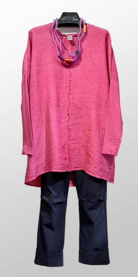 Elemente Clemente garment-dyed linen tunic, over Vespa pants in Navy blue.